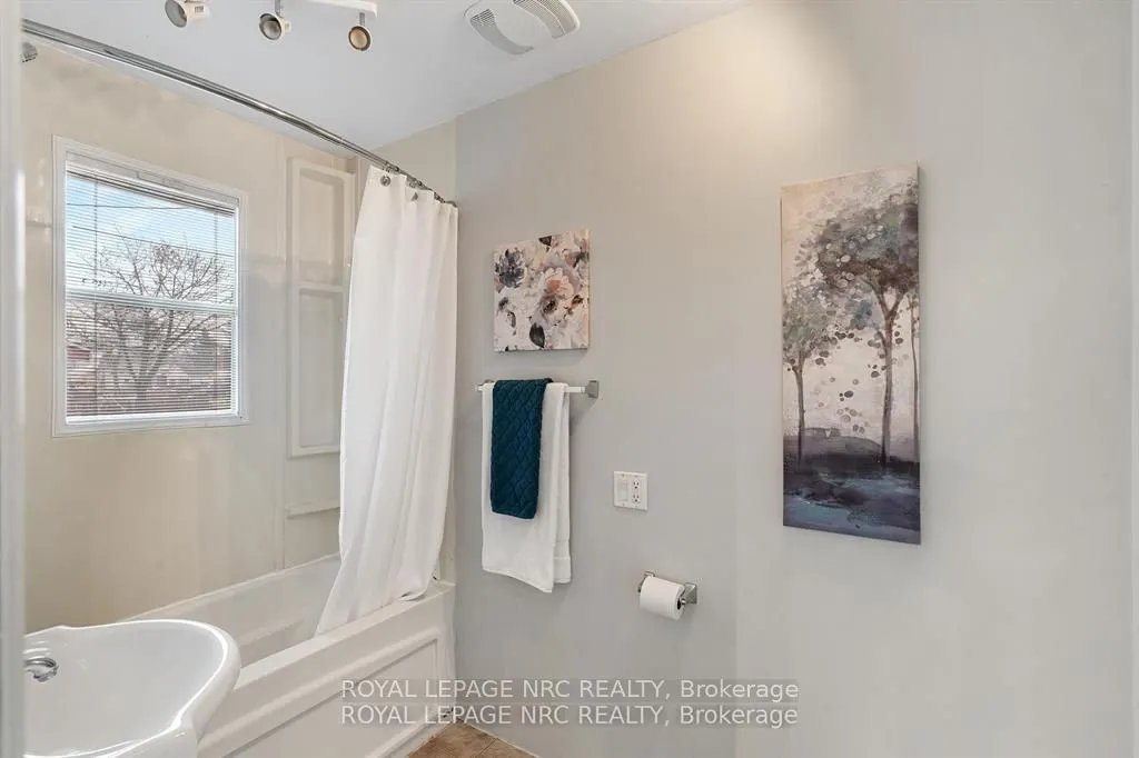 79 Powerview Avenue