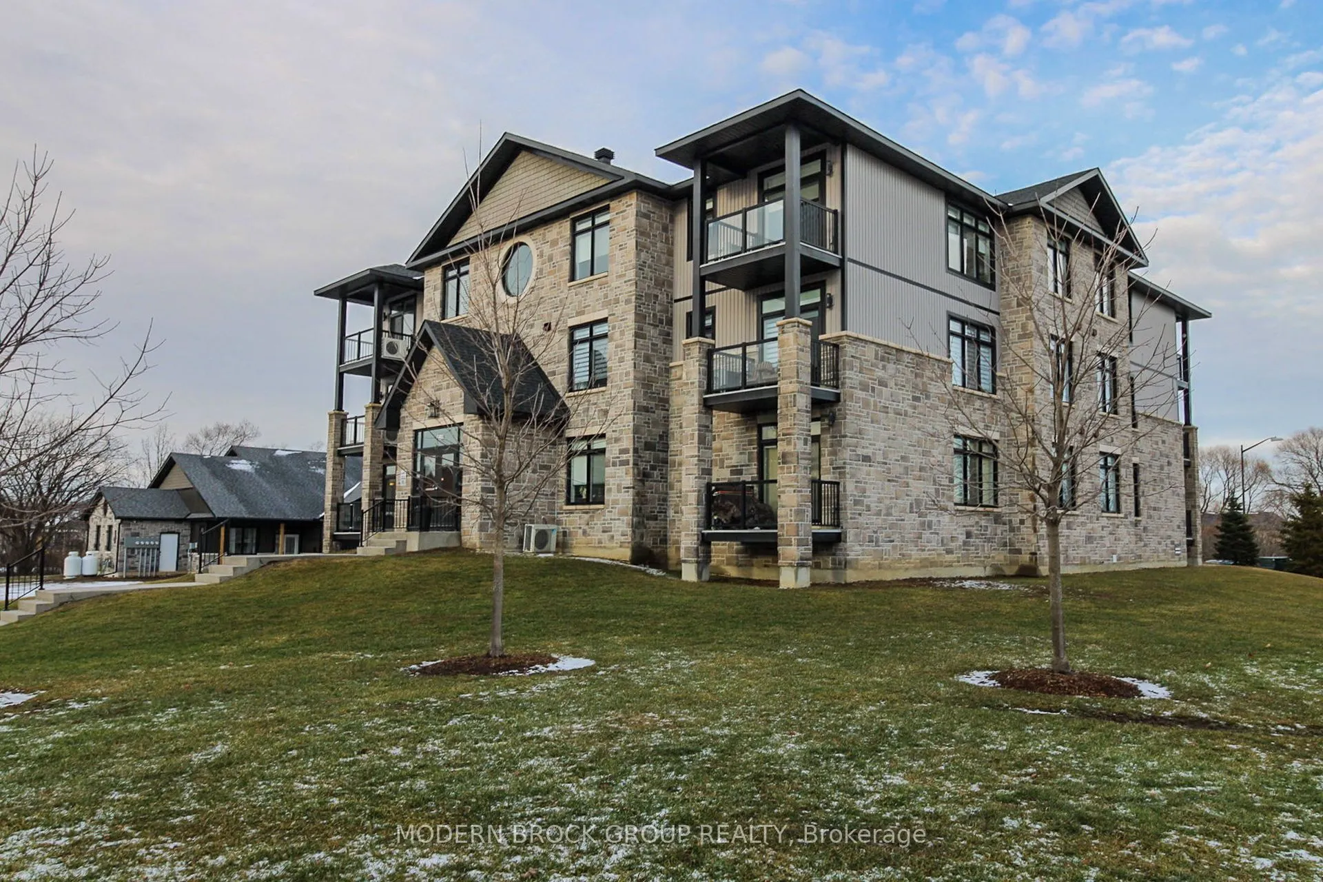 1109 Millwood Avenue #103