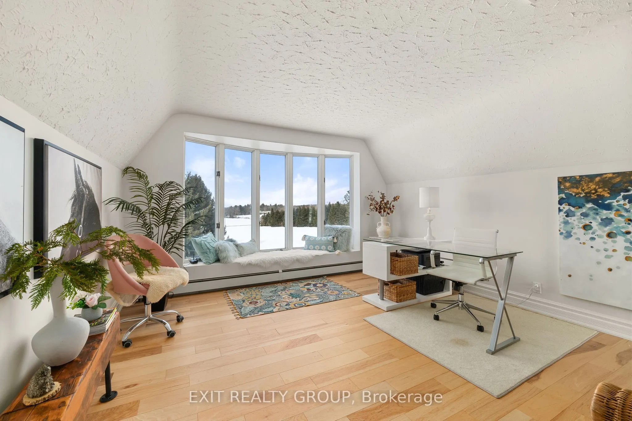 439 Oak Lake Road