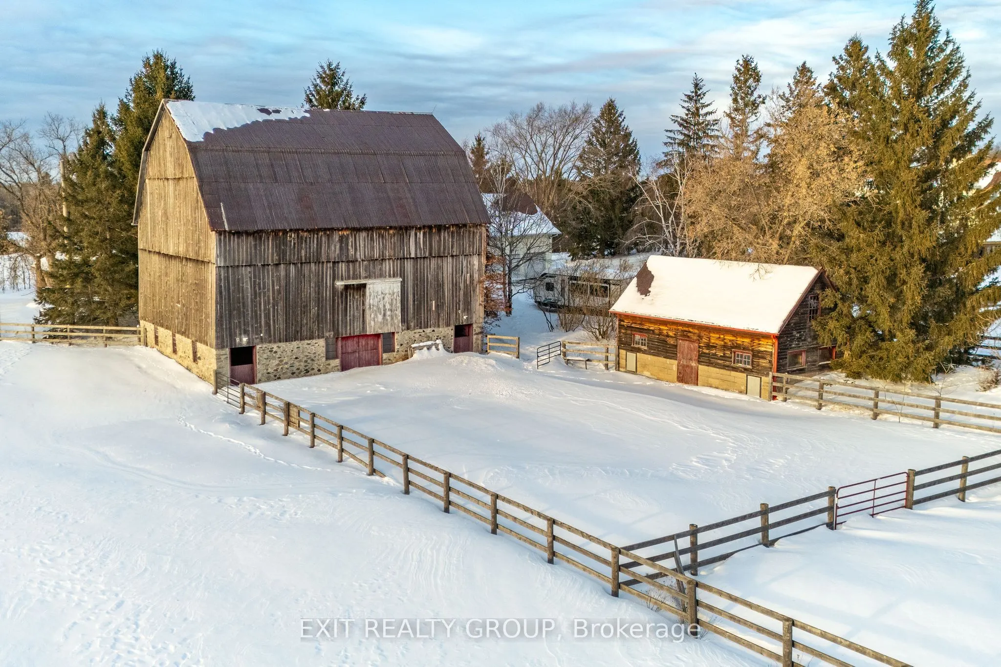 439 Oak Lake Road