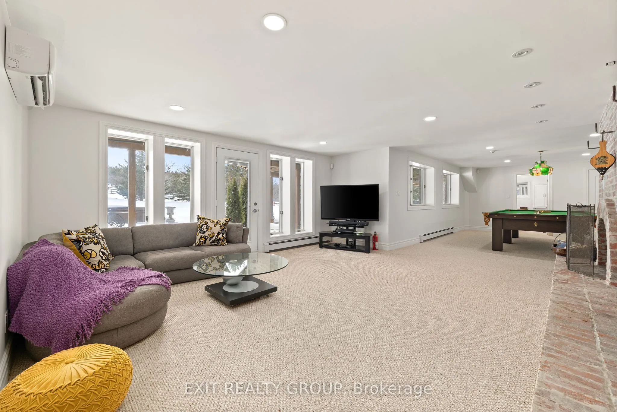 439 Oak Lake Road