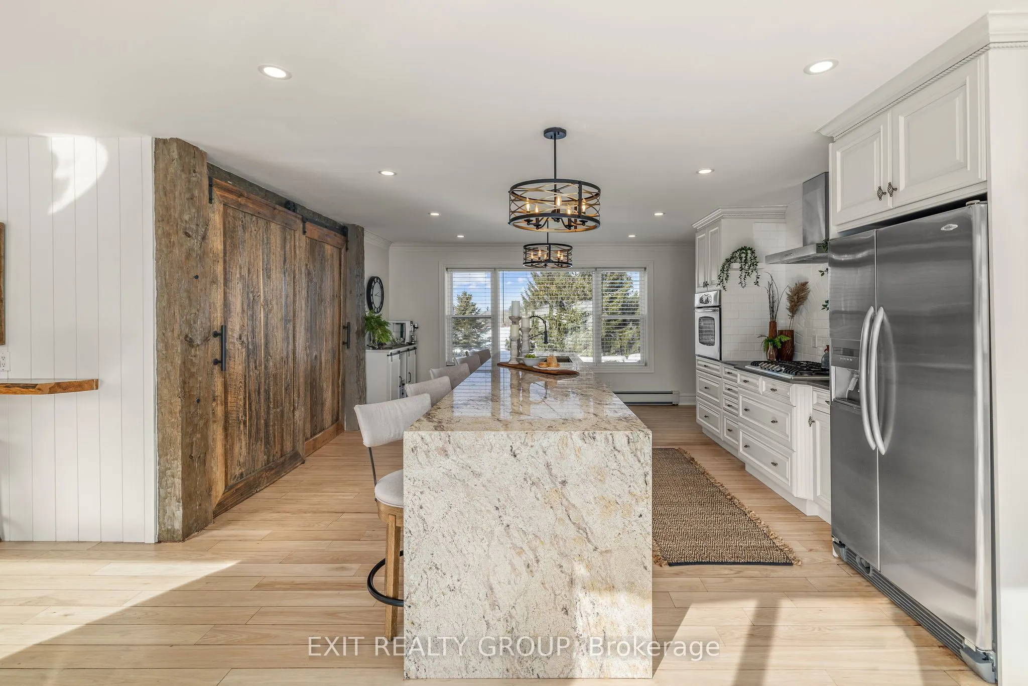 439 Oak Lake Road