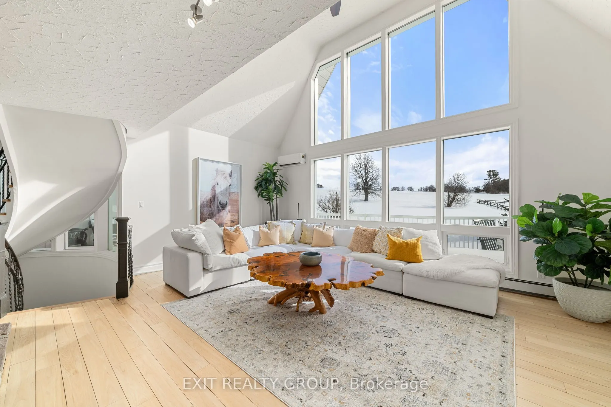 439 Oak Lake Road