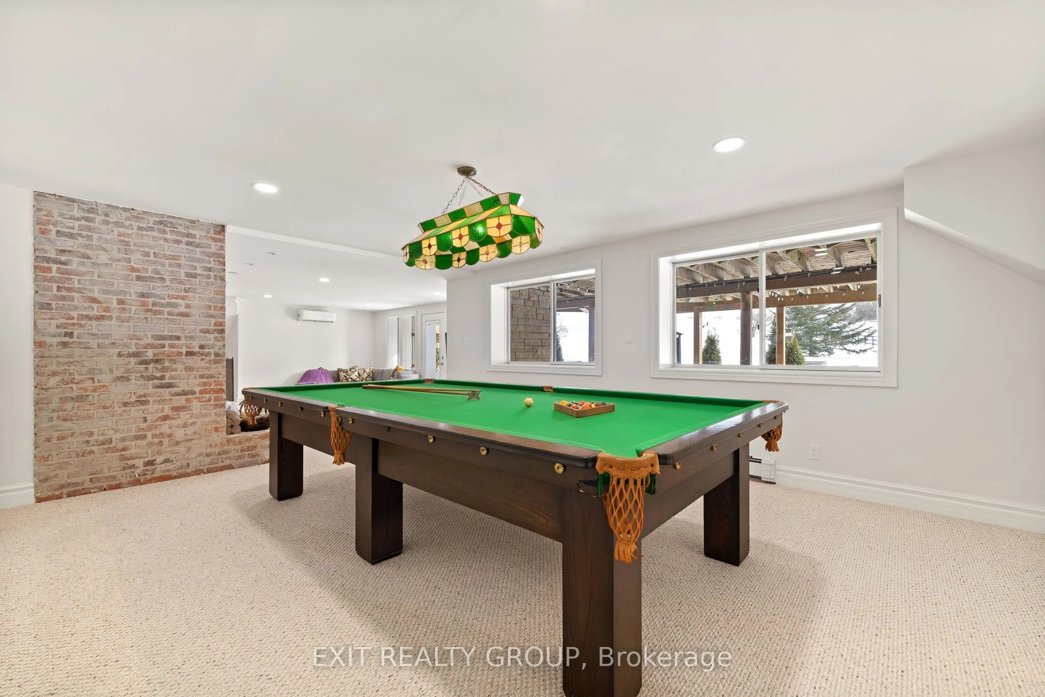 439 Oak Lake Road