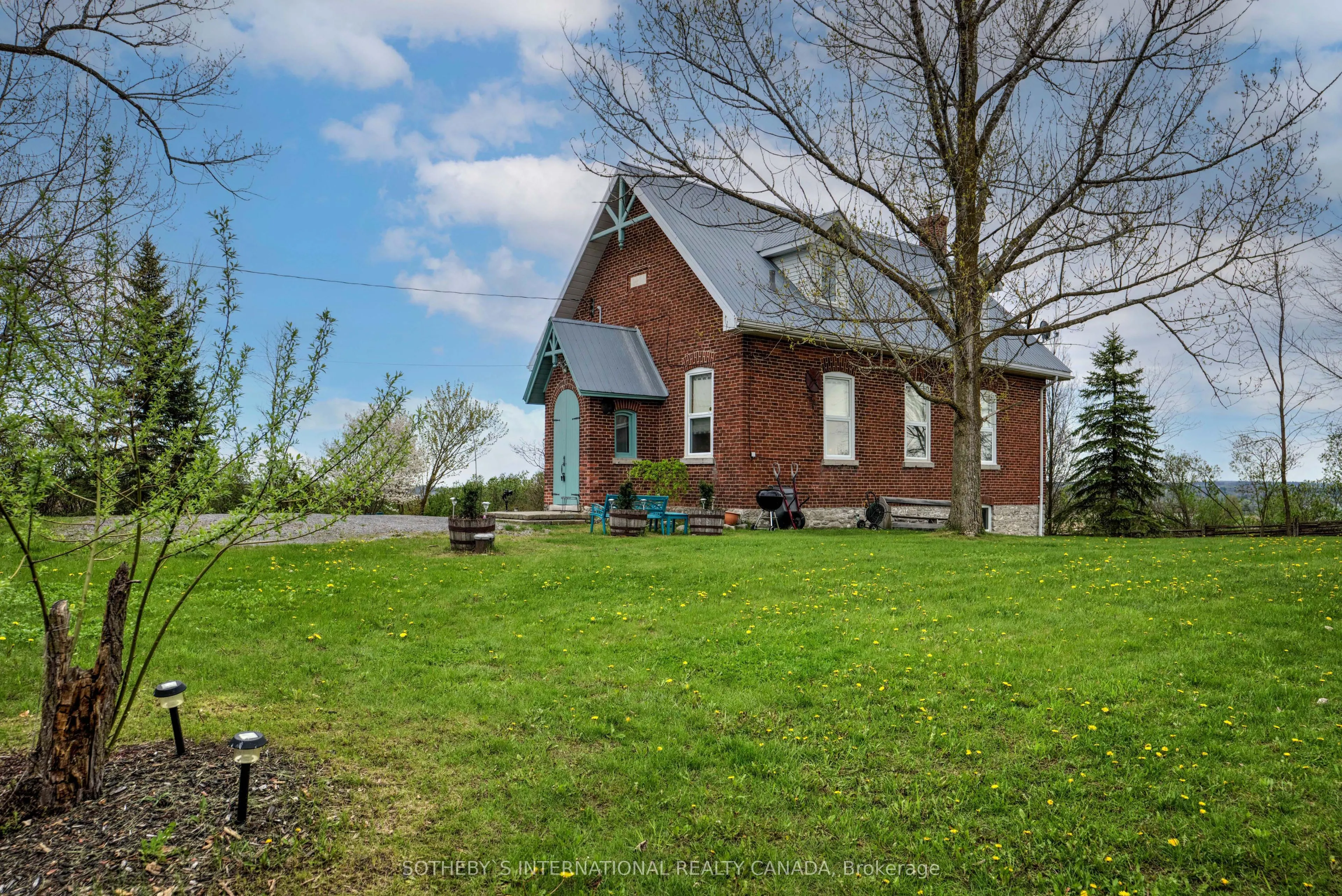 330 Green Road