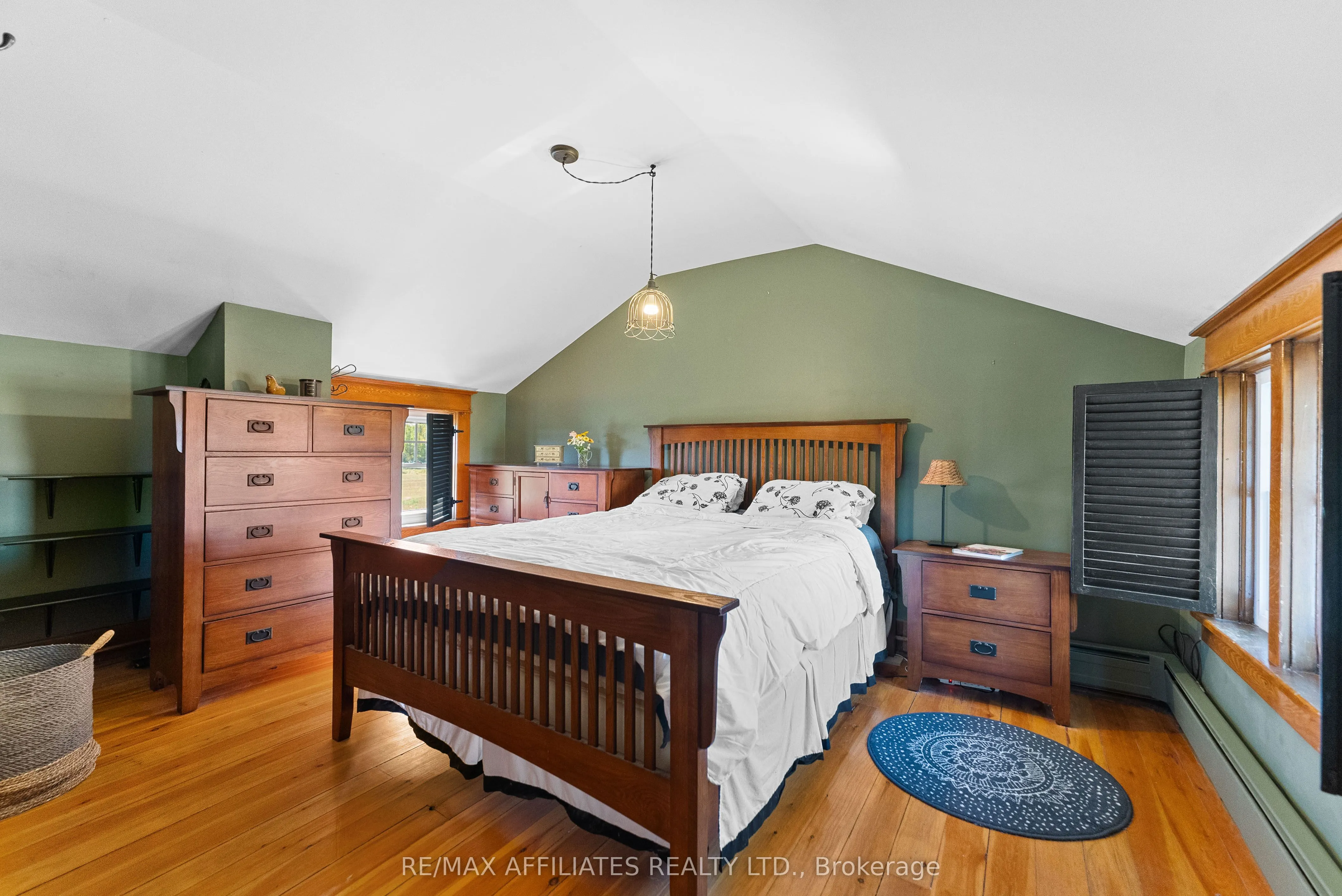 839 BLAKENEY Road