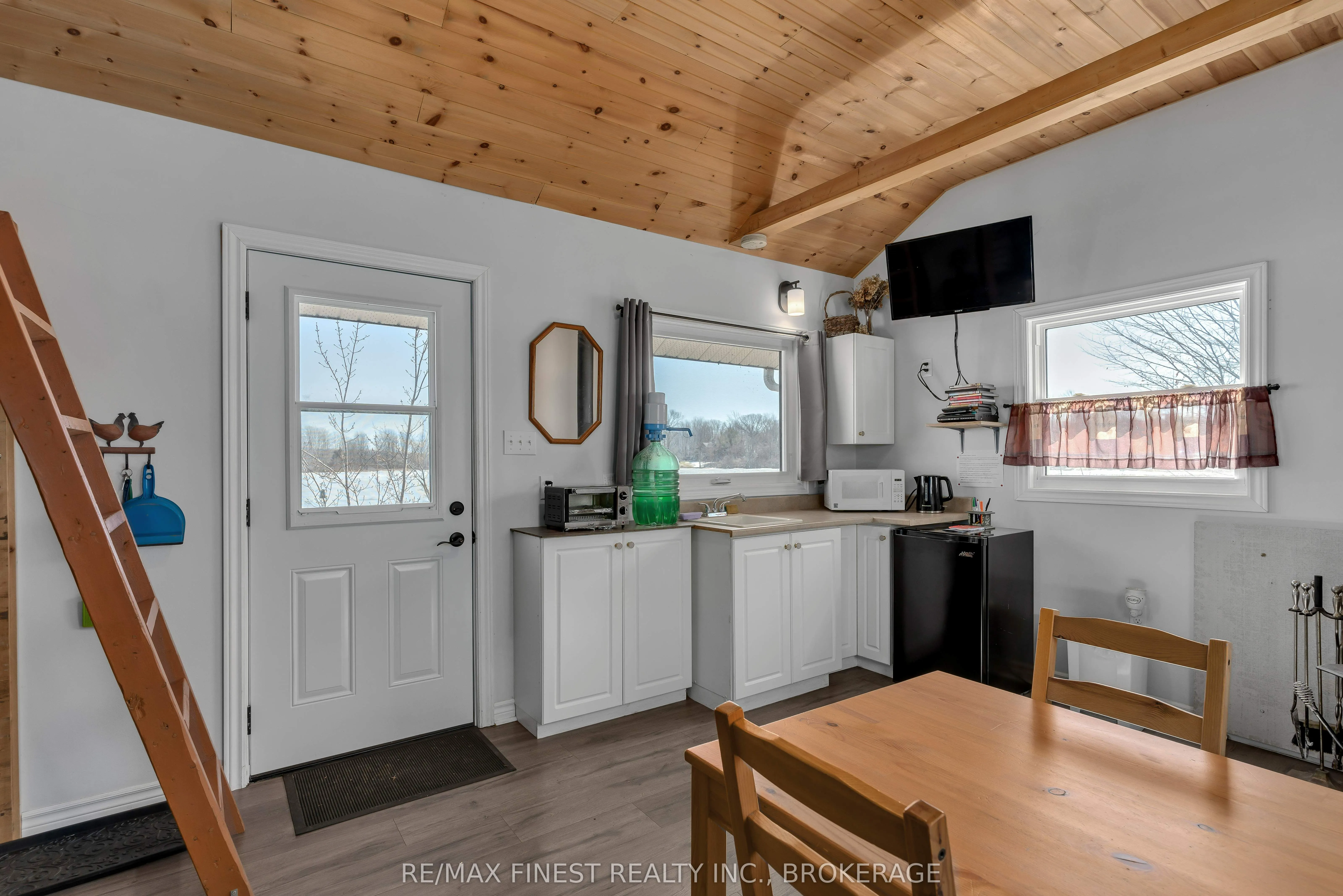 3855 Hideaway Lane