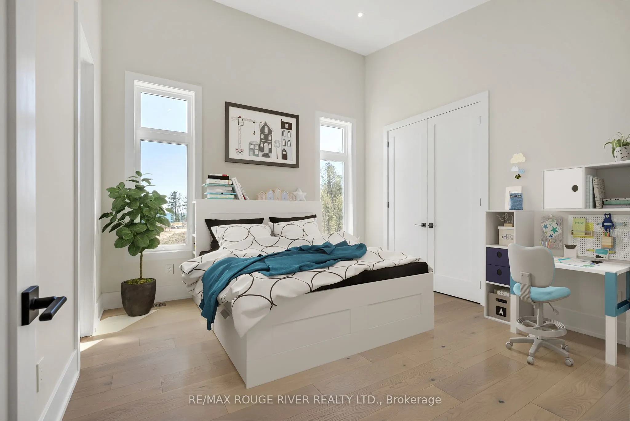 213 SUZANNE MESS Boulevard