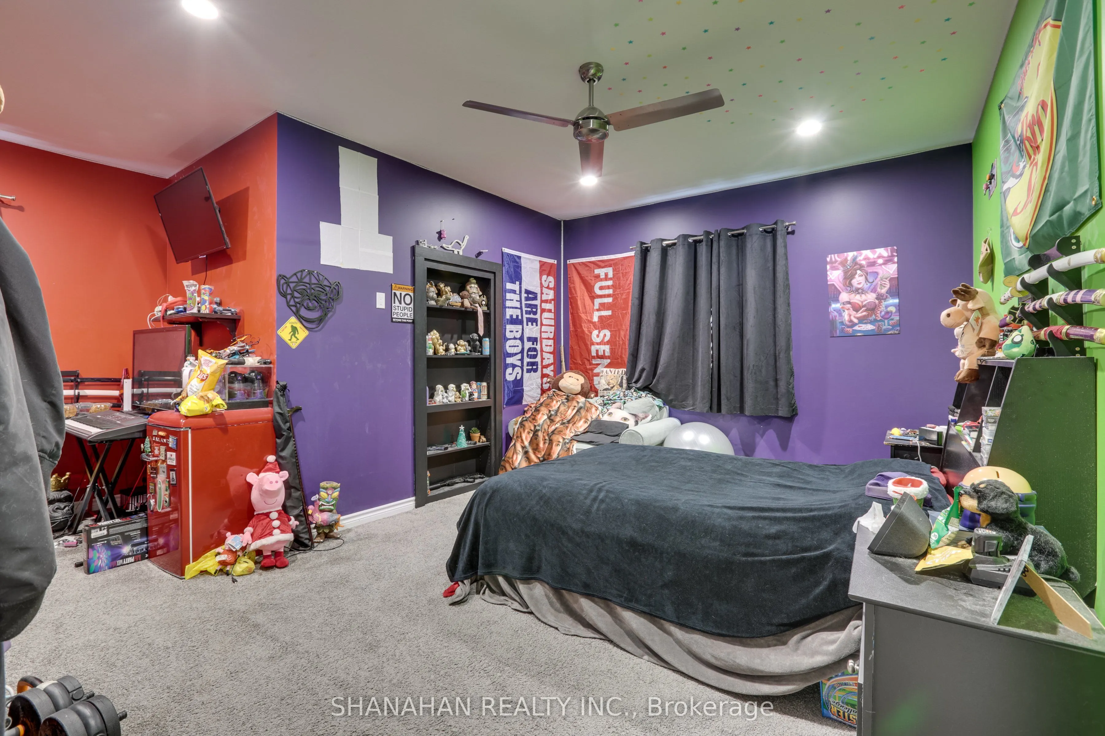 3167 Broadway Street