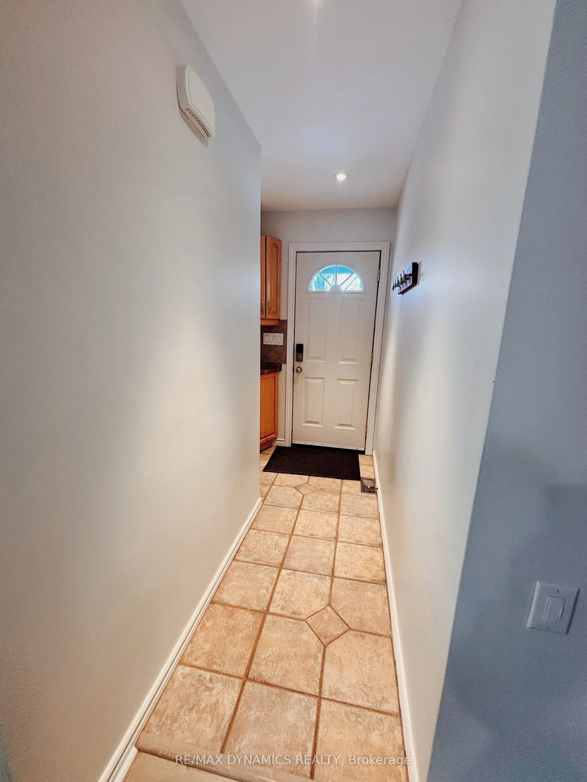 87 Rochelle Drive