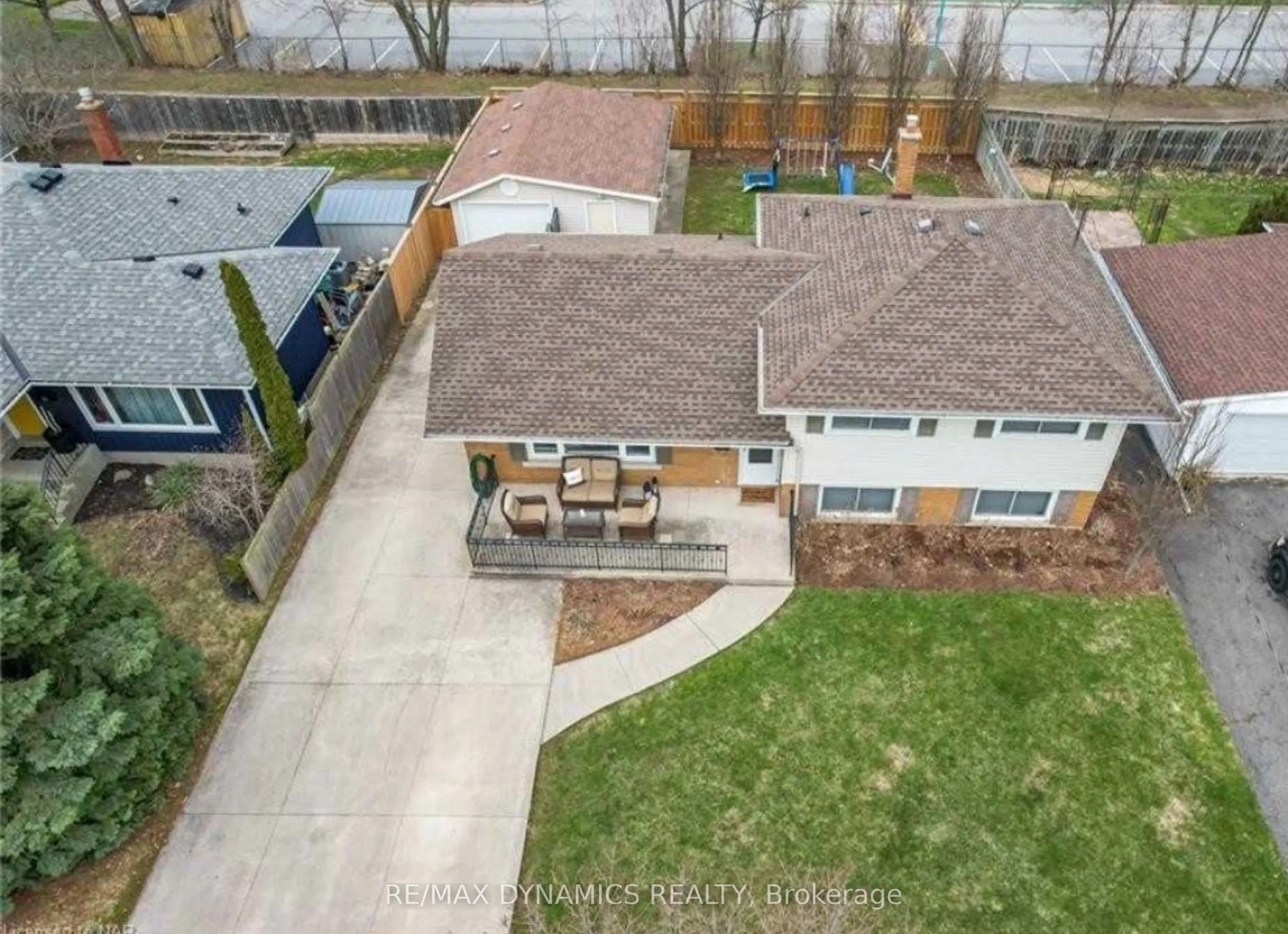 87 Rochelle Drive