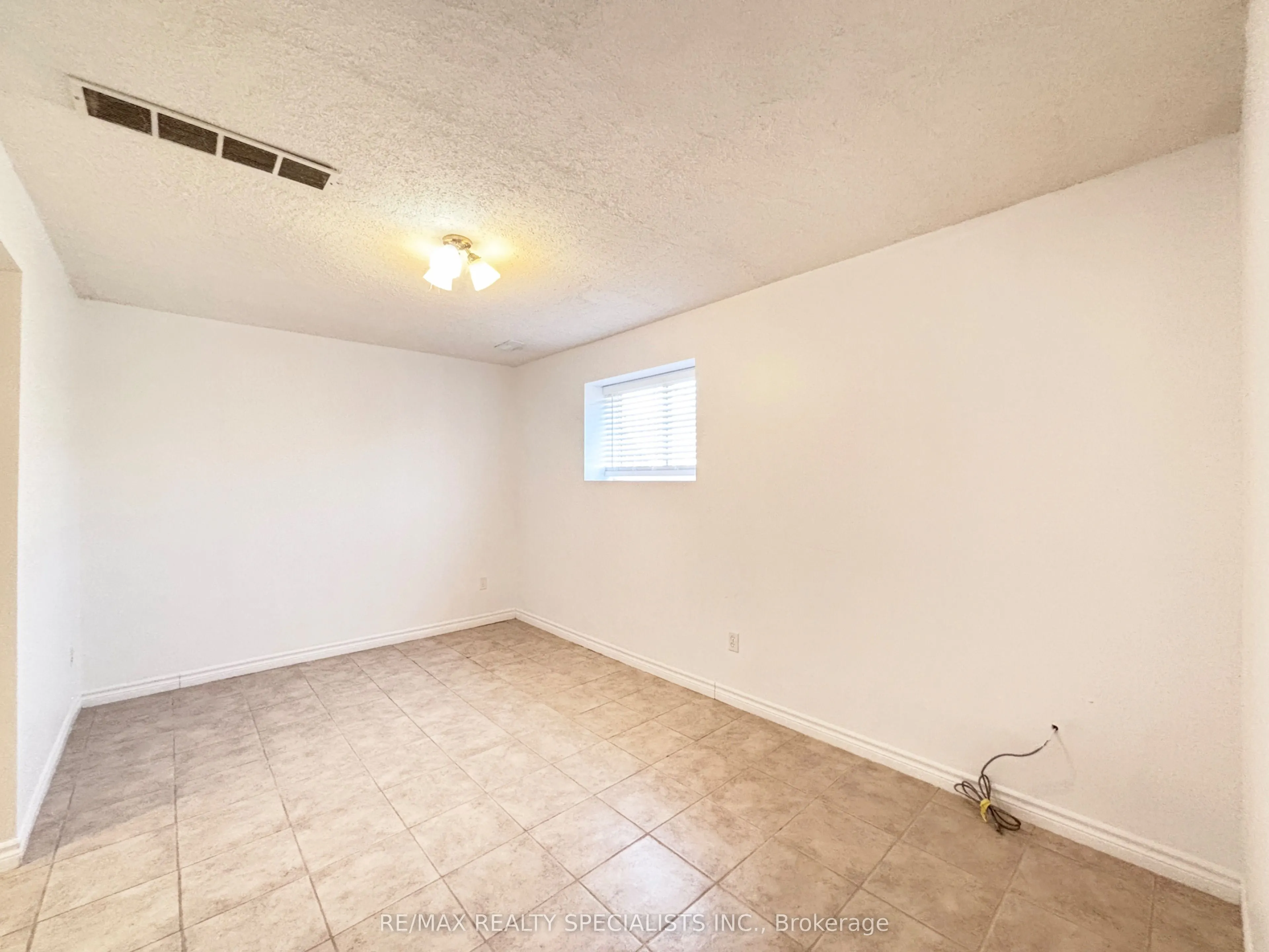 2488 Gatwick Avenue
