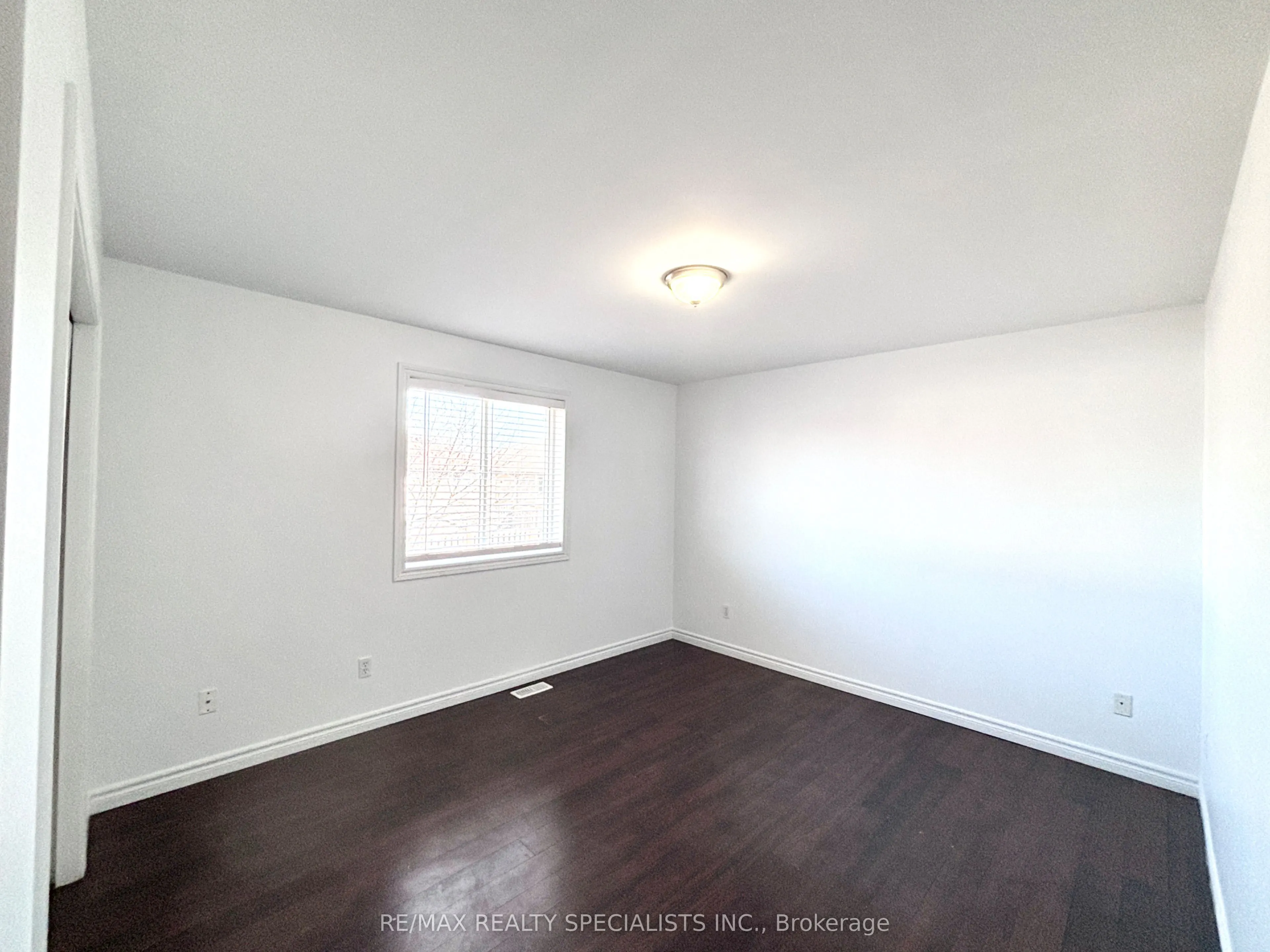 2488 Gatwick Avenue