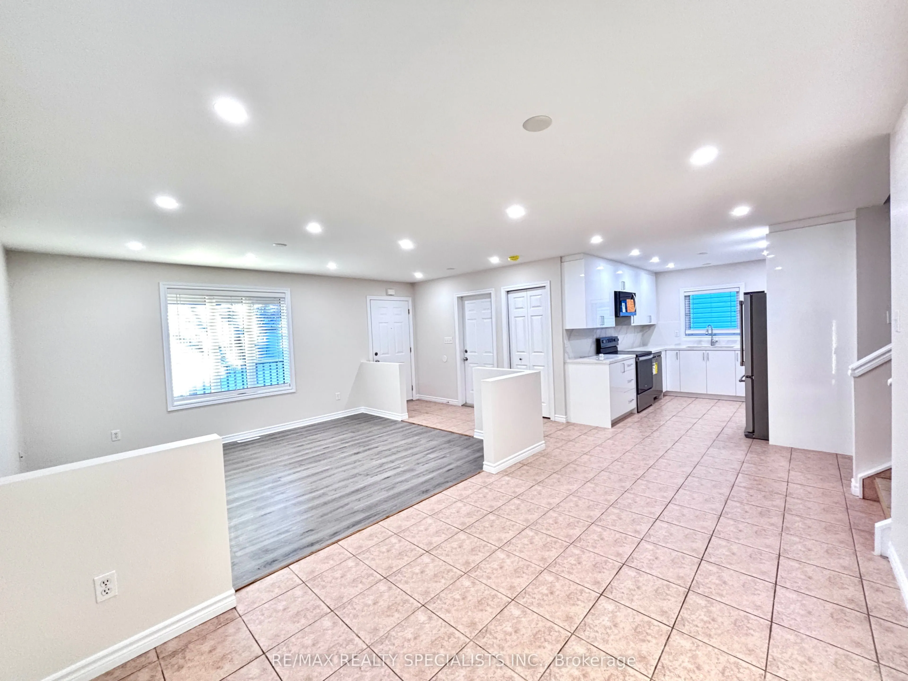 2488 Gatwick Avenue