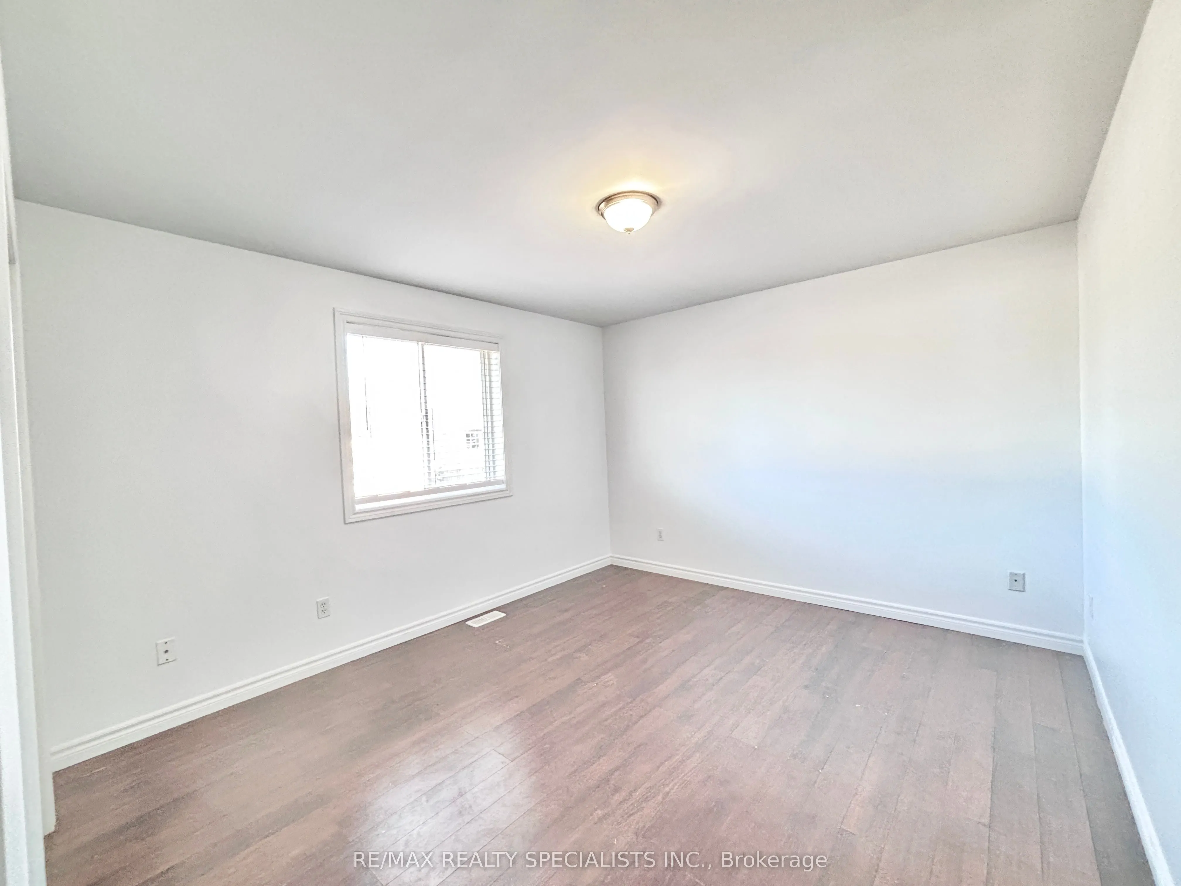 2488 Gatwick Avenue