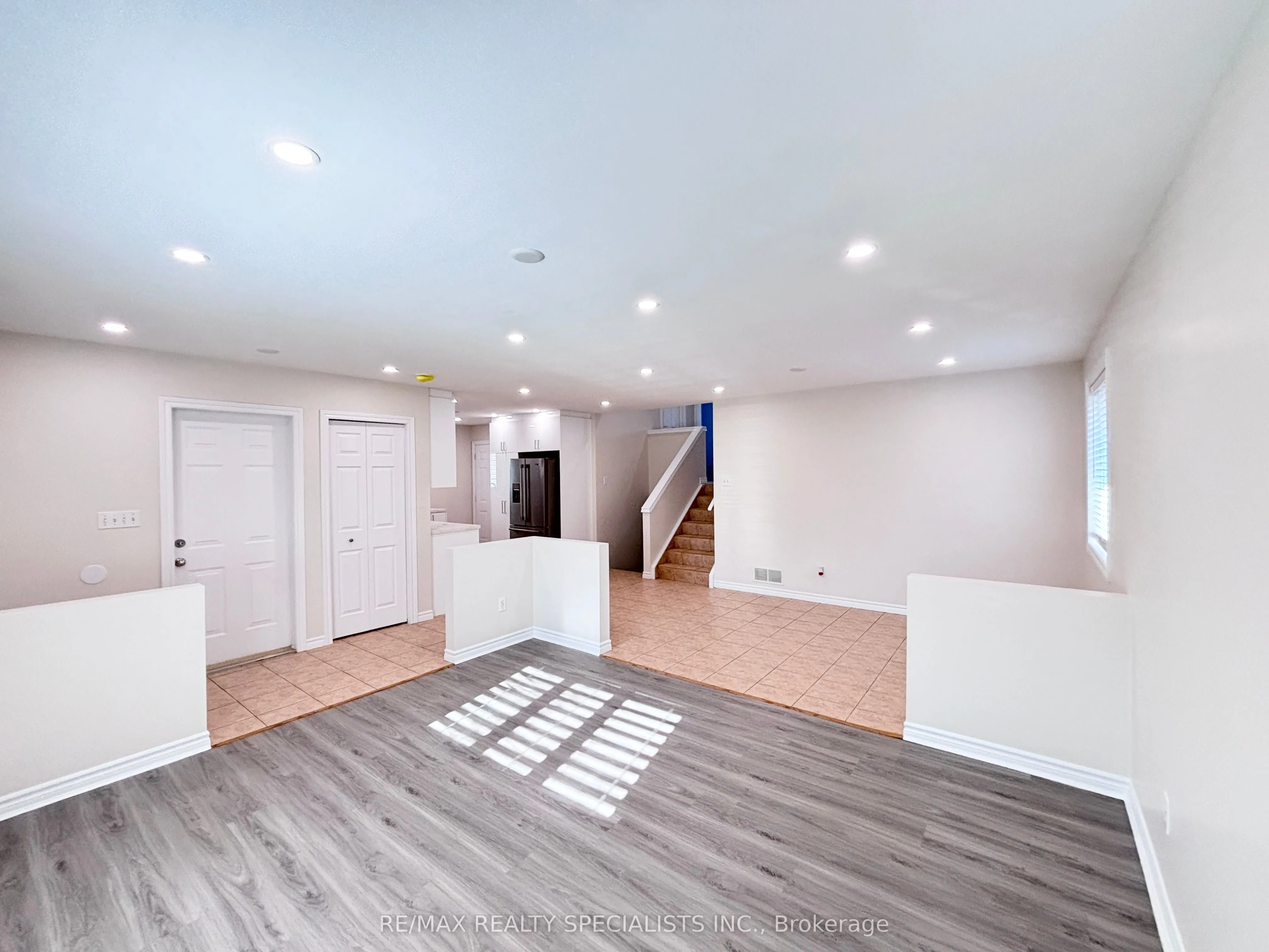 2488 Gatwick Avenue
