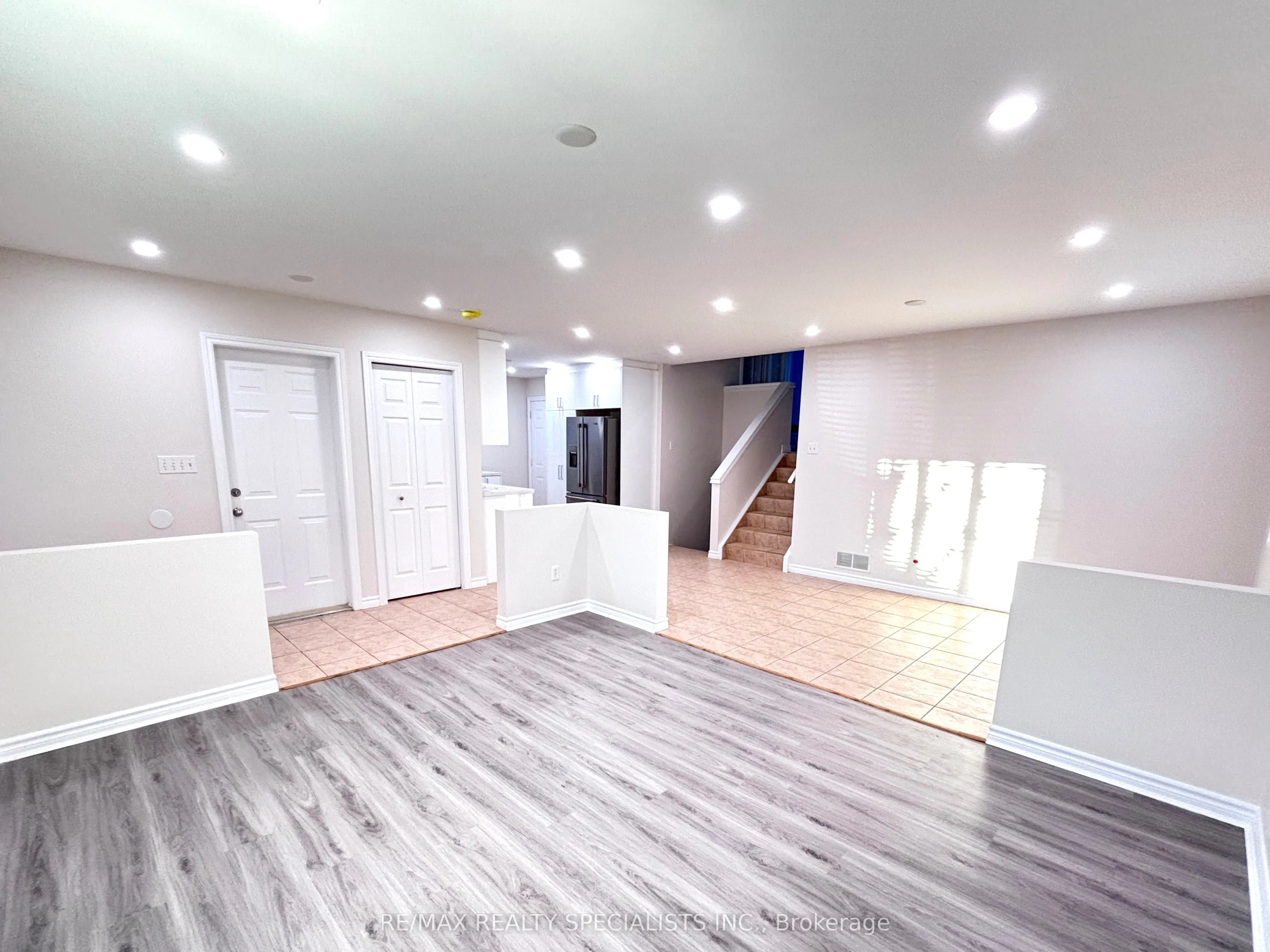 2488 Gatwick Avenue
