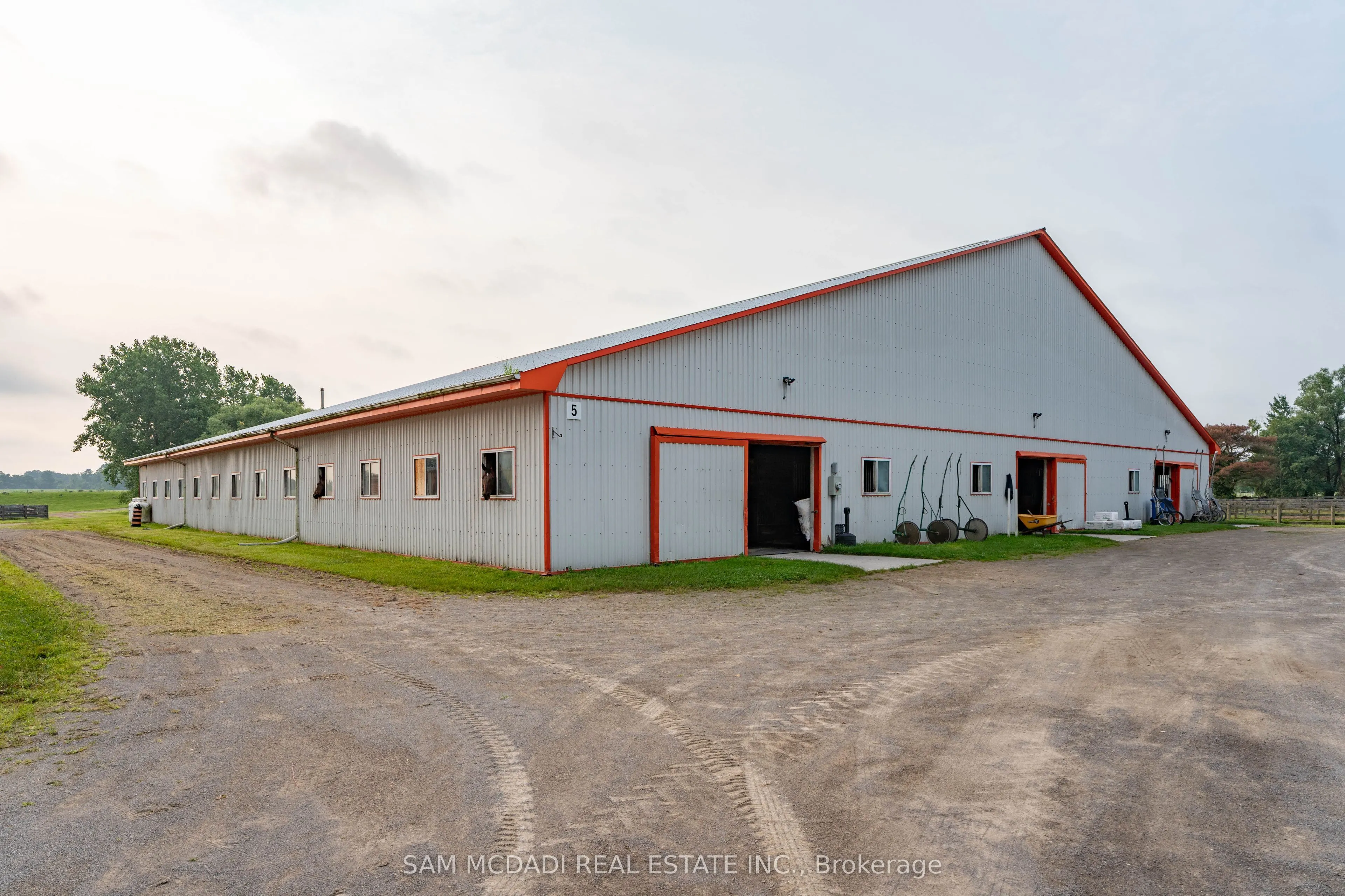 1046 Concession 6 Road W