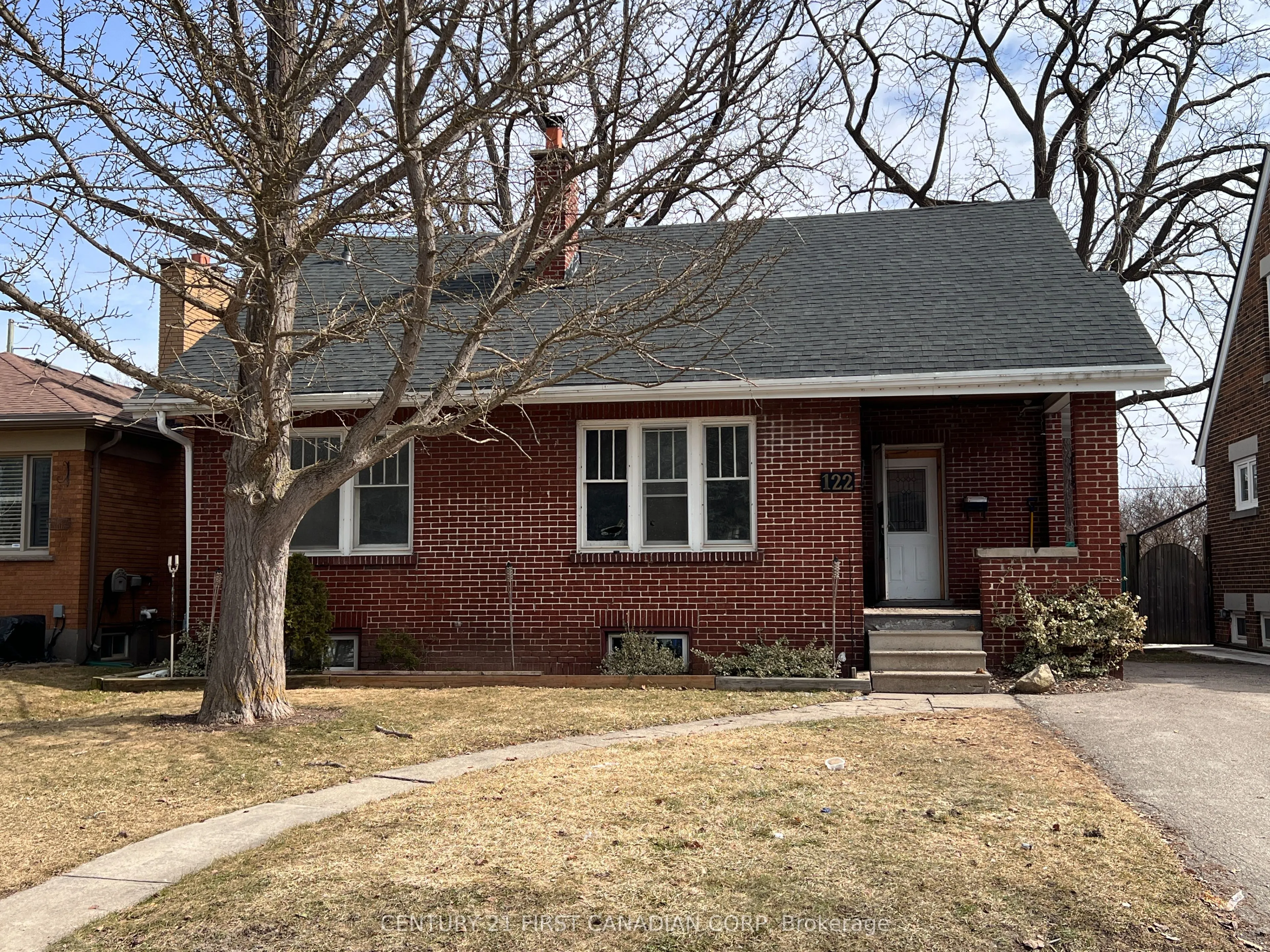 122 Windsor Crescent