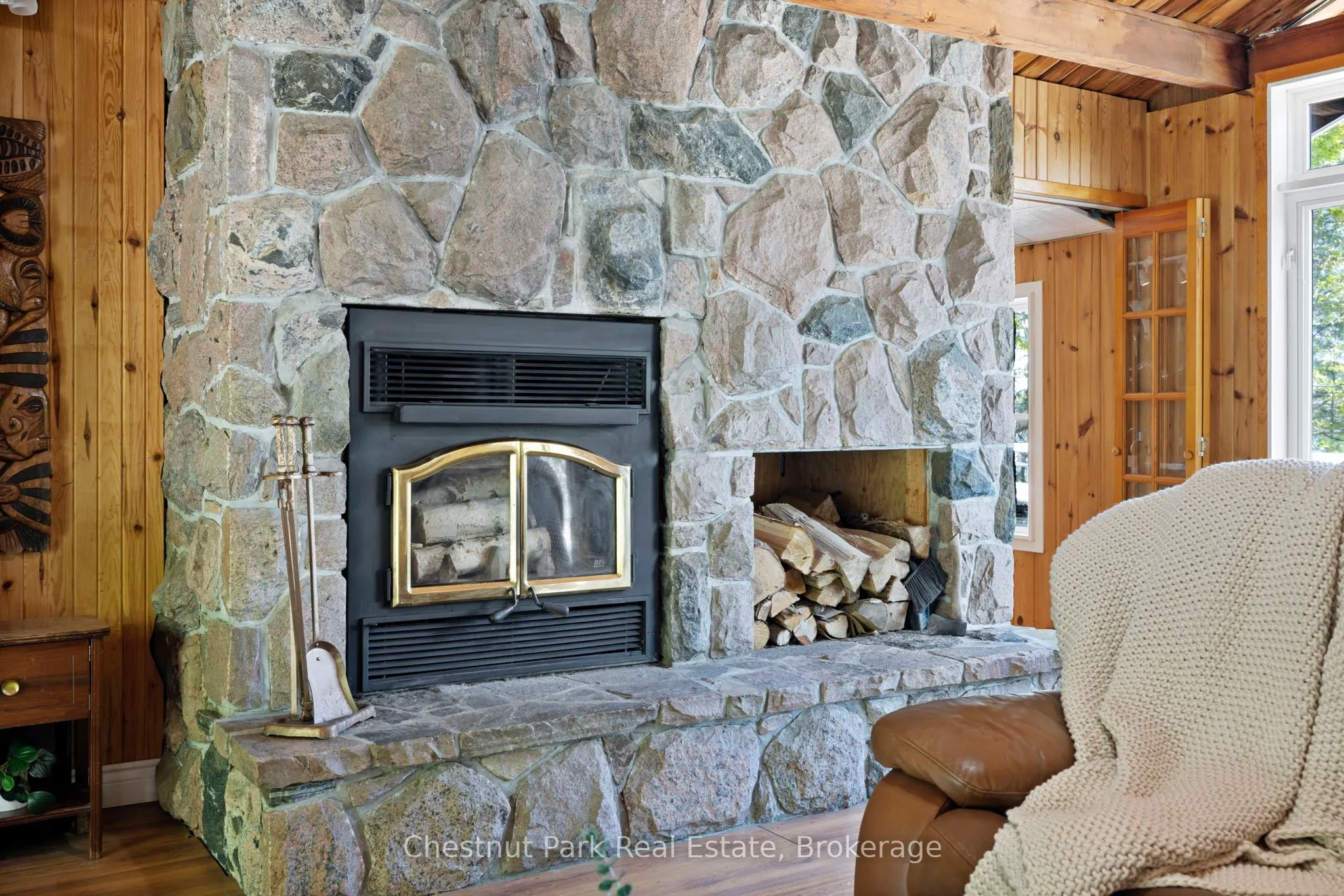 1260 WINDERS BAY Road