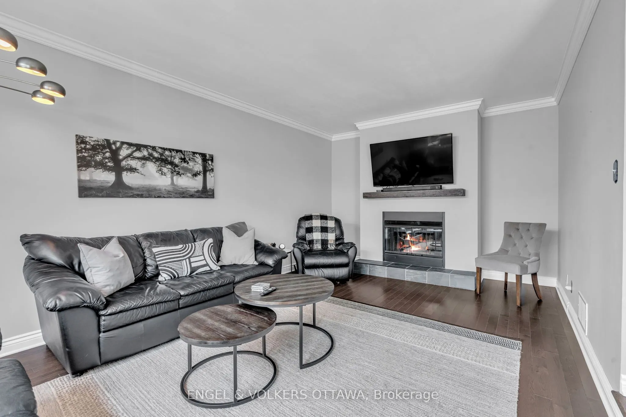1441 Talcy Crescent