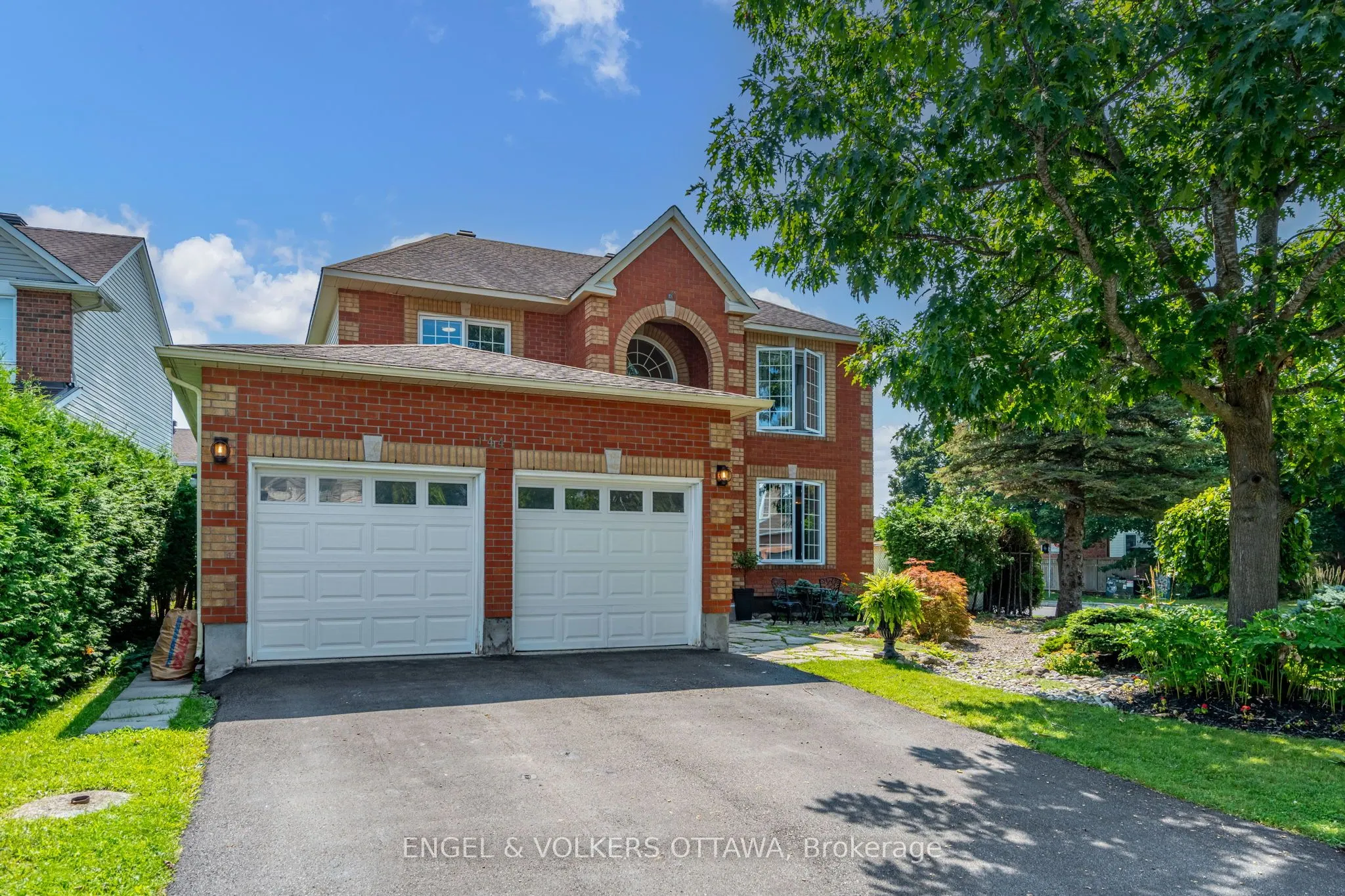 1441 Talcy Crescent
