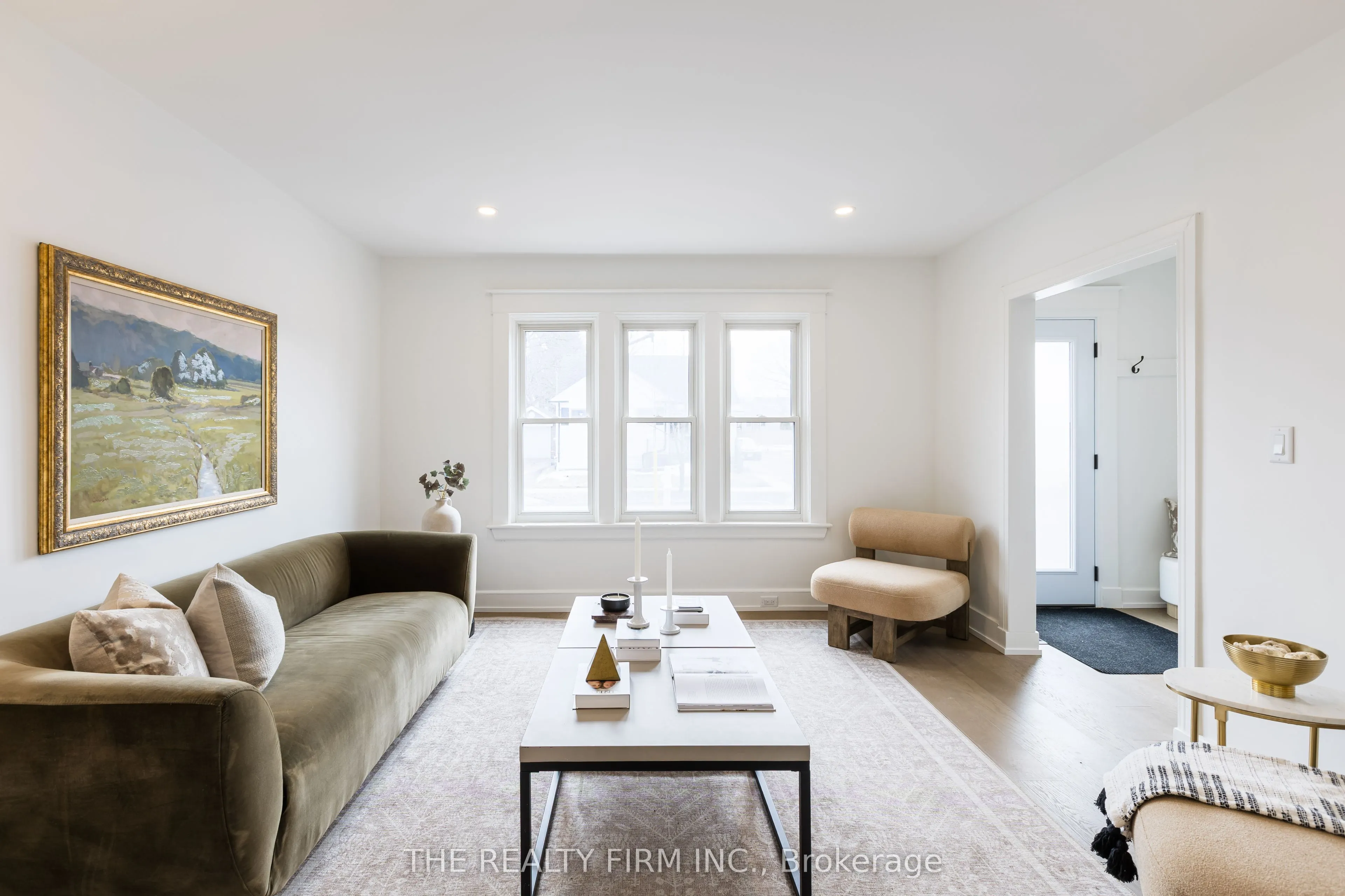 386 Mornington Avenue