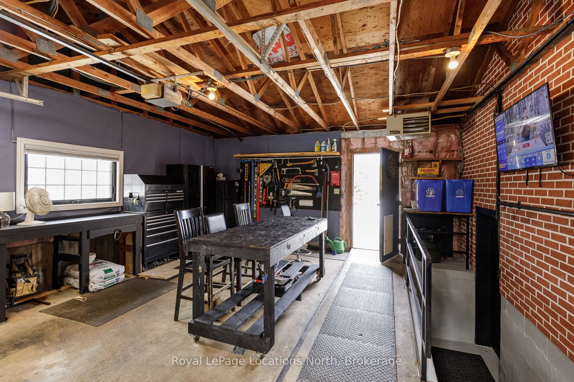 128 Montgomery Street
