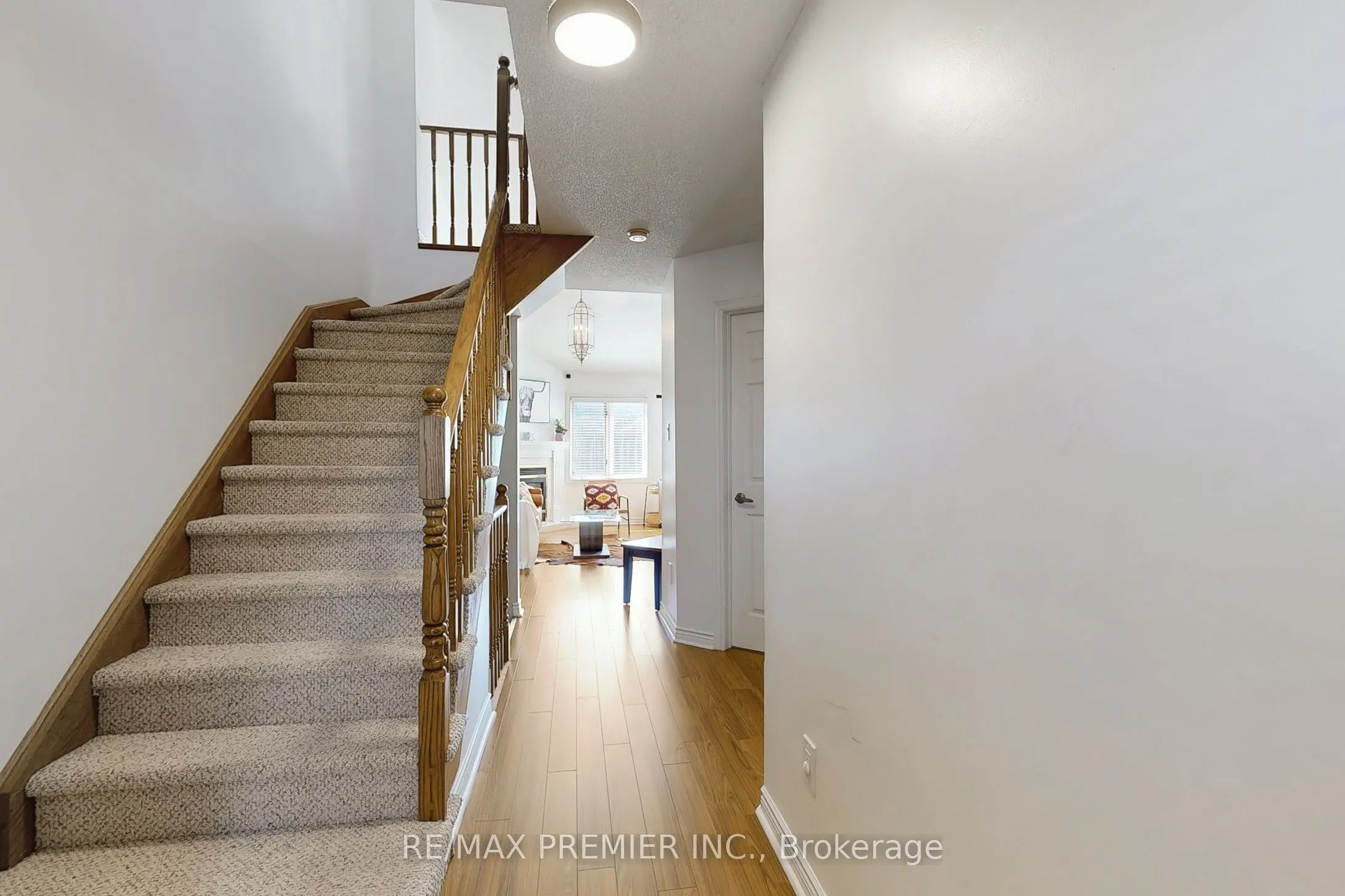 9 Wentworth Drive #13