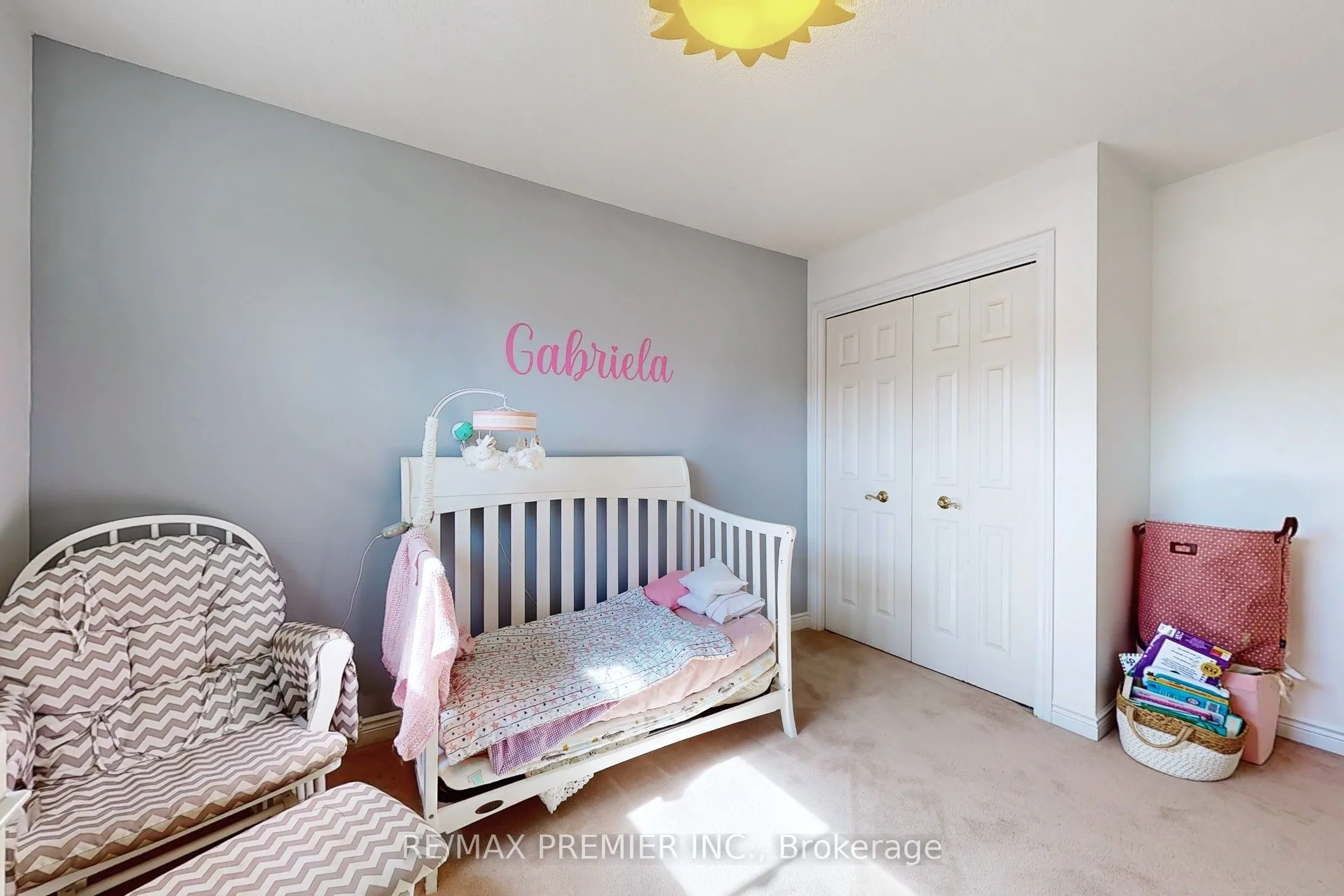 9 Wentworth Drive #13