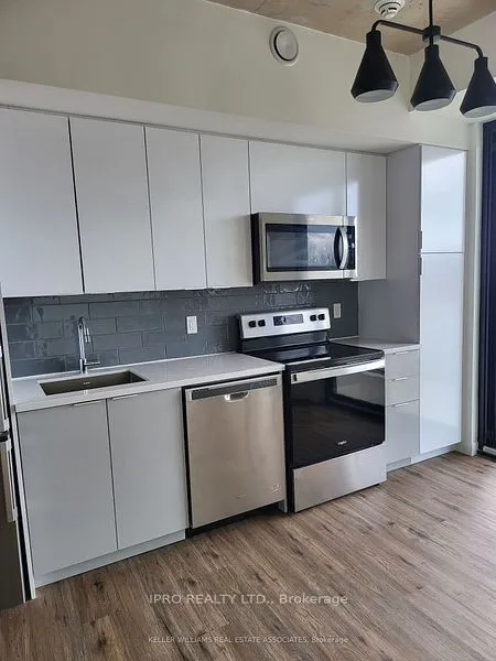 7 Erie Avenue #309