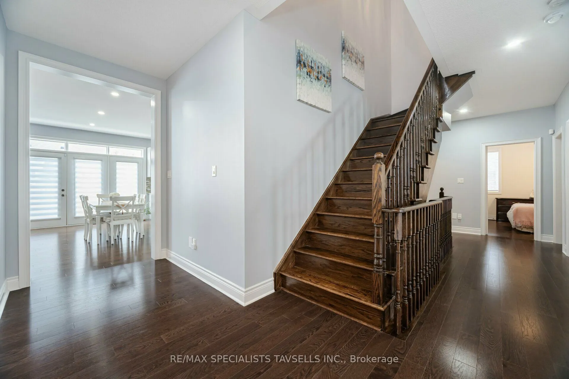 33 Stonegate Avenue