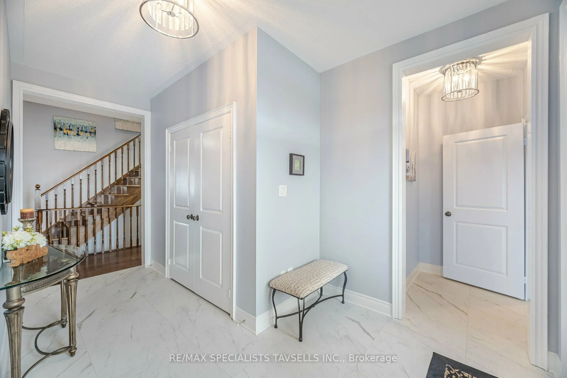 33 Stonegate Avenue