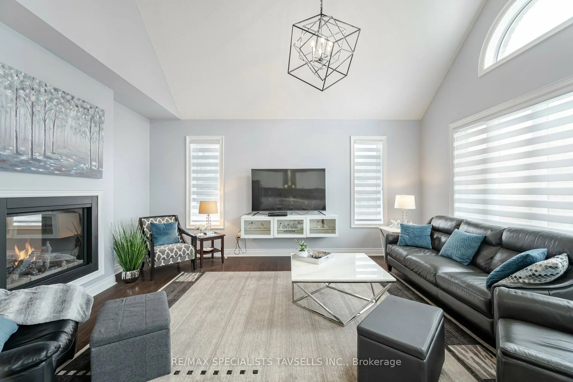 33 Stonegate Avenue