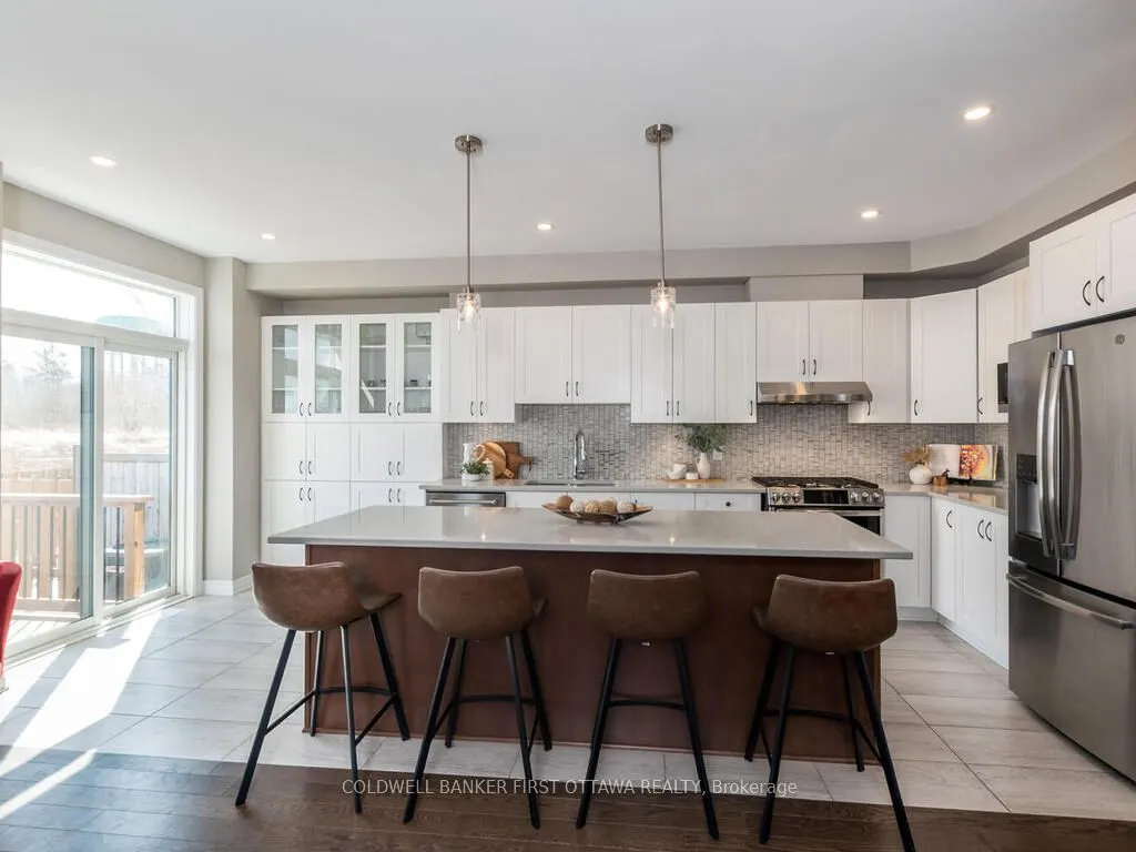 249 Kimpton Drive