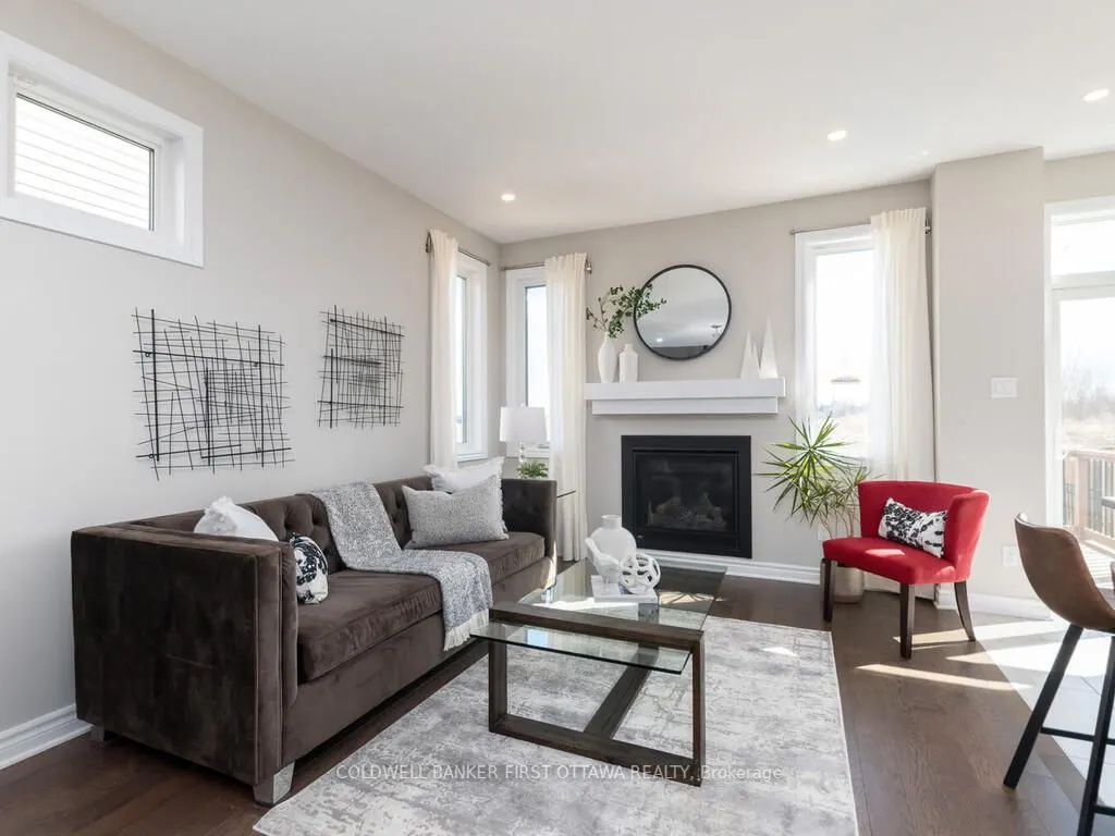 249 Kimpton Drive