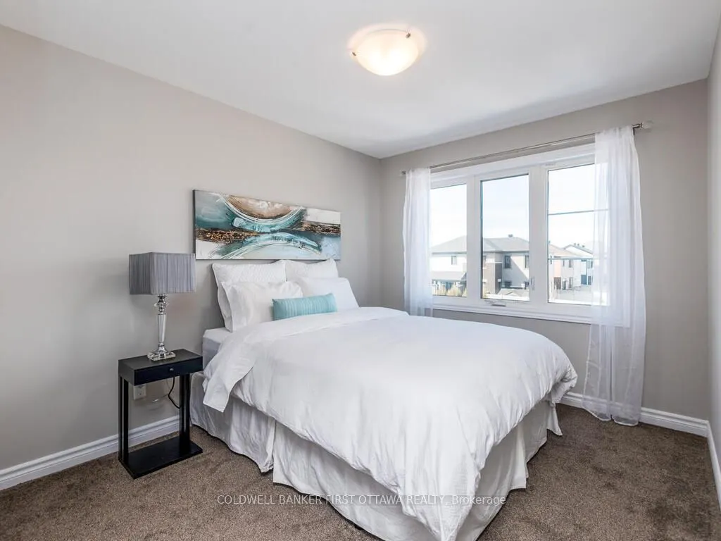 249 Kimpton Drive