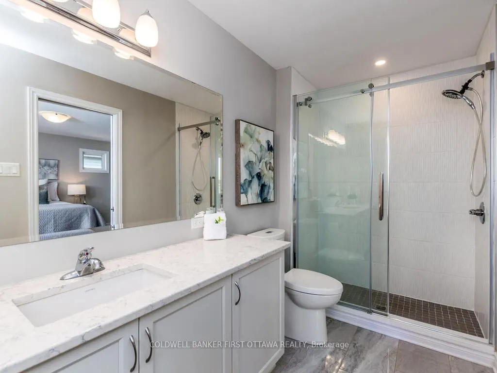 249 Kimpton Drive