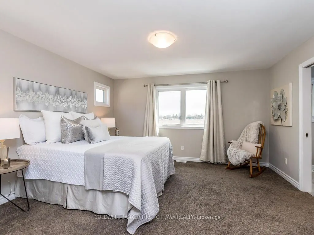 249 Kimpton Drive