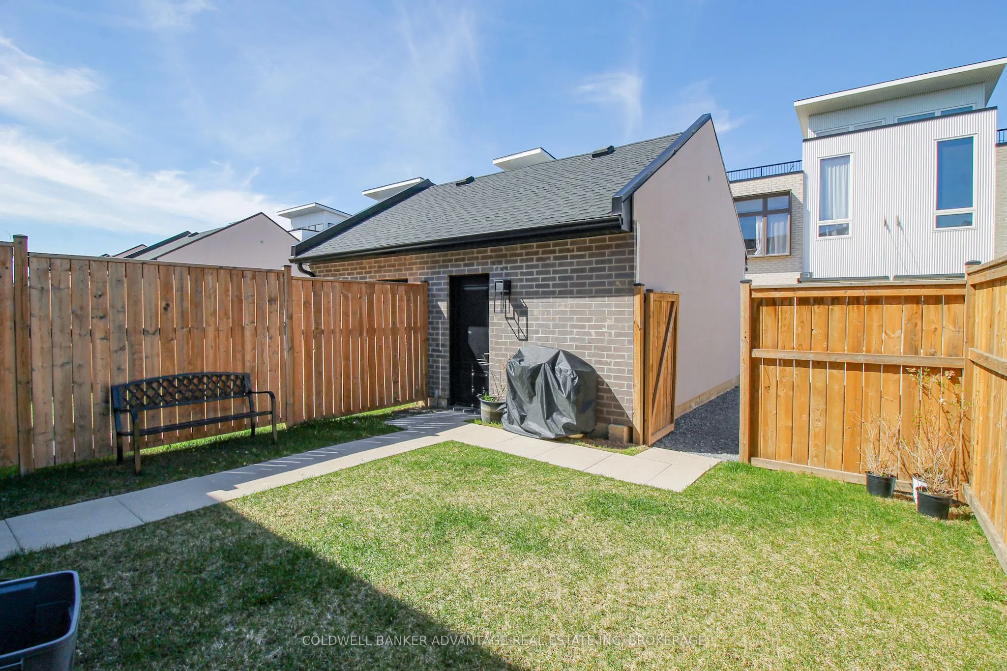 153 Summersides Boulevard