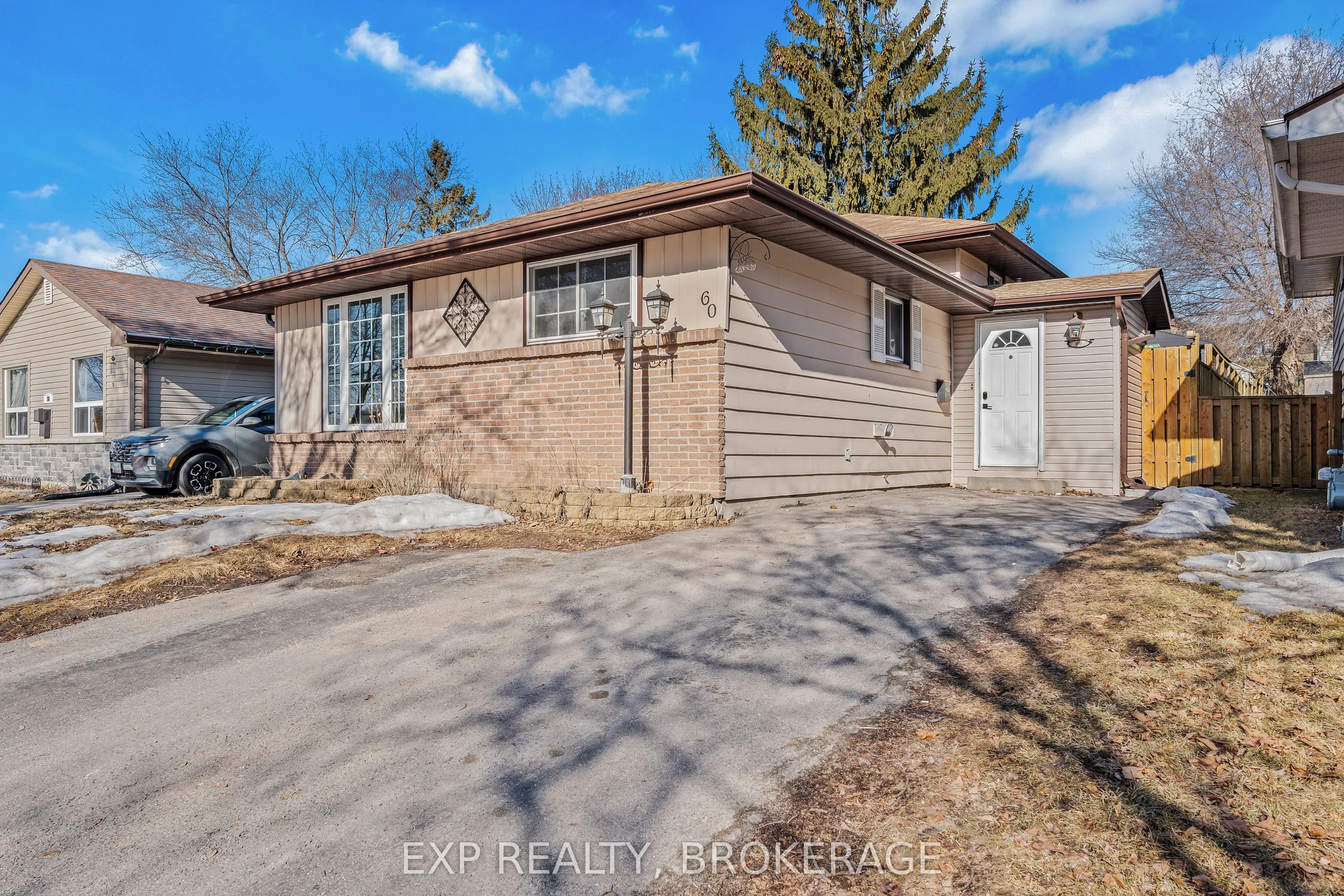 60 GUTHRIE Drive
