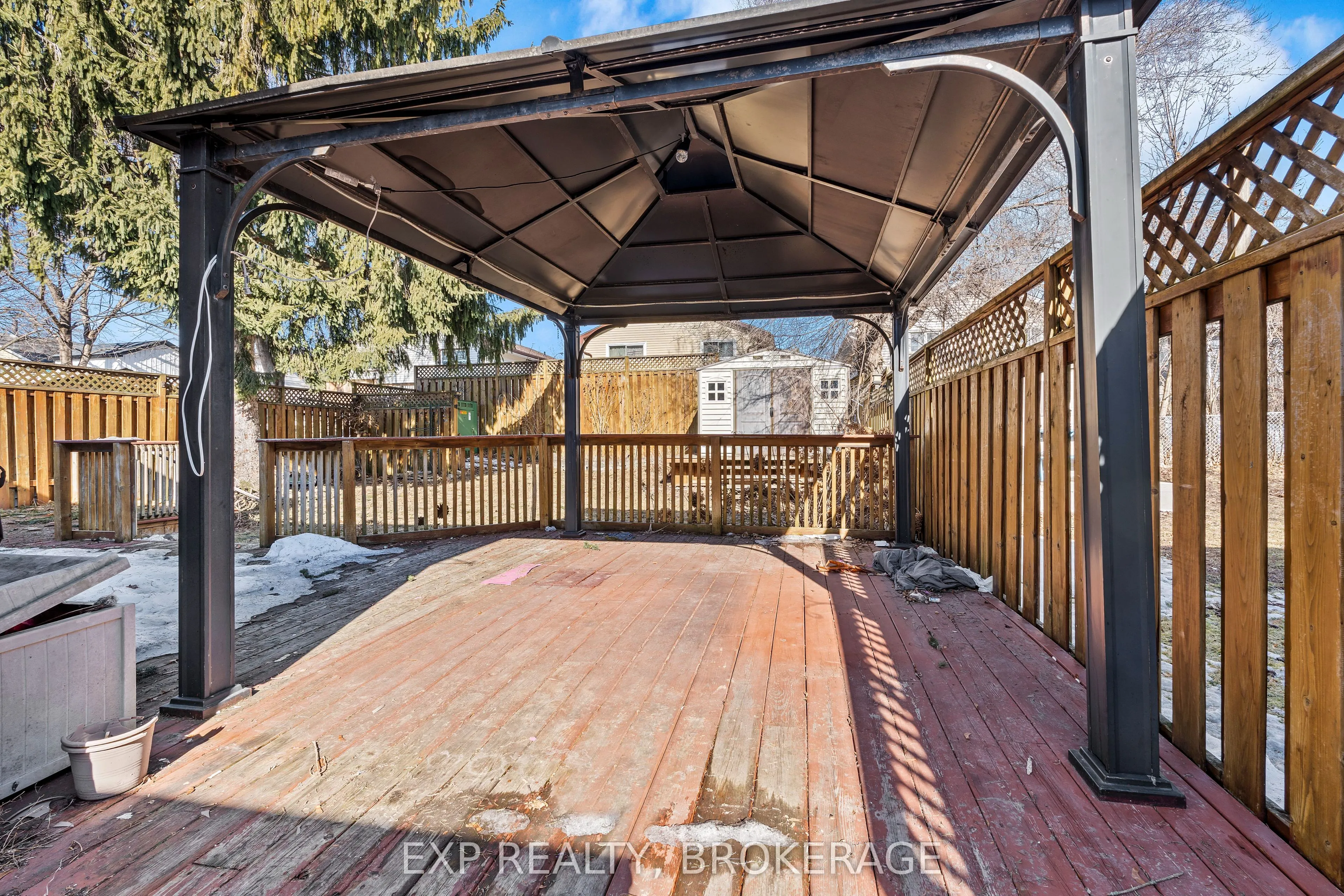 60 GUTHRIE Drive