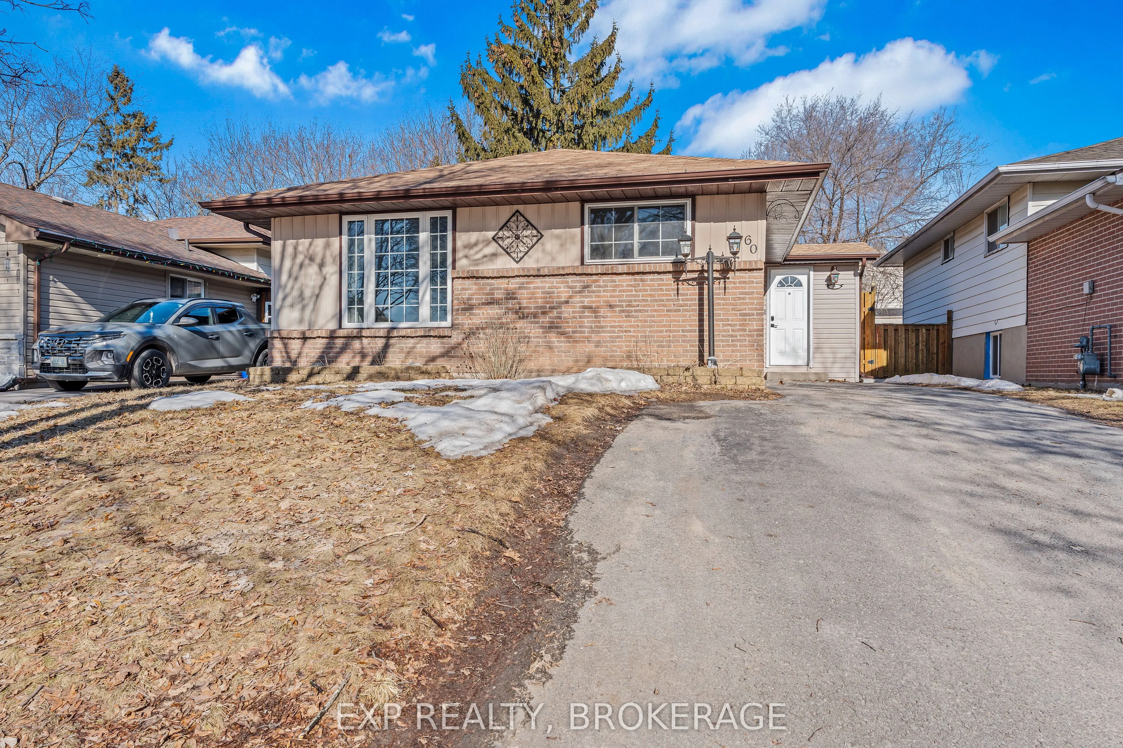 60 GUTHRIE Drive