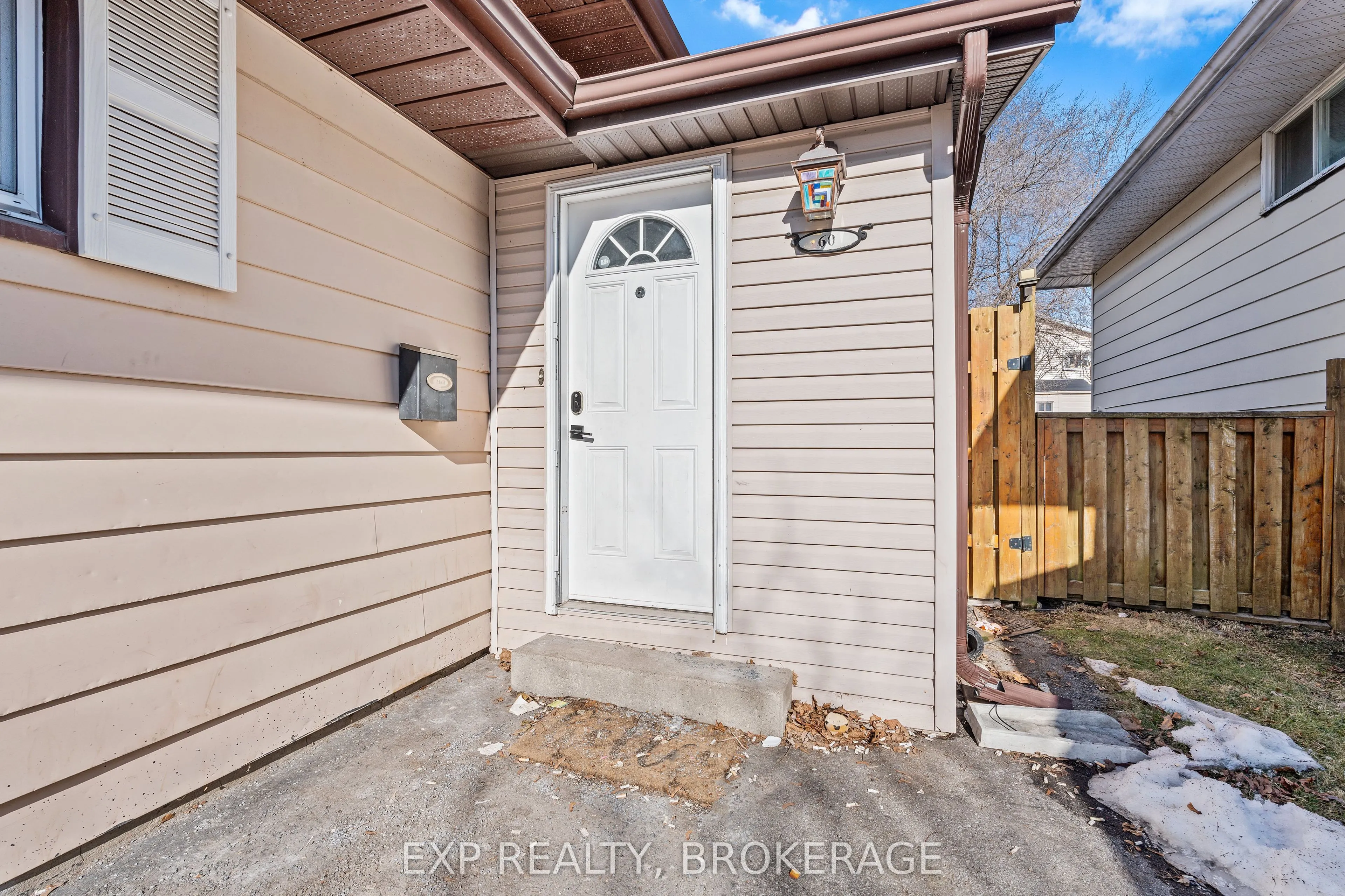 60 GUTHRIE Drive