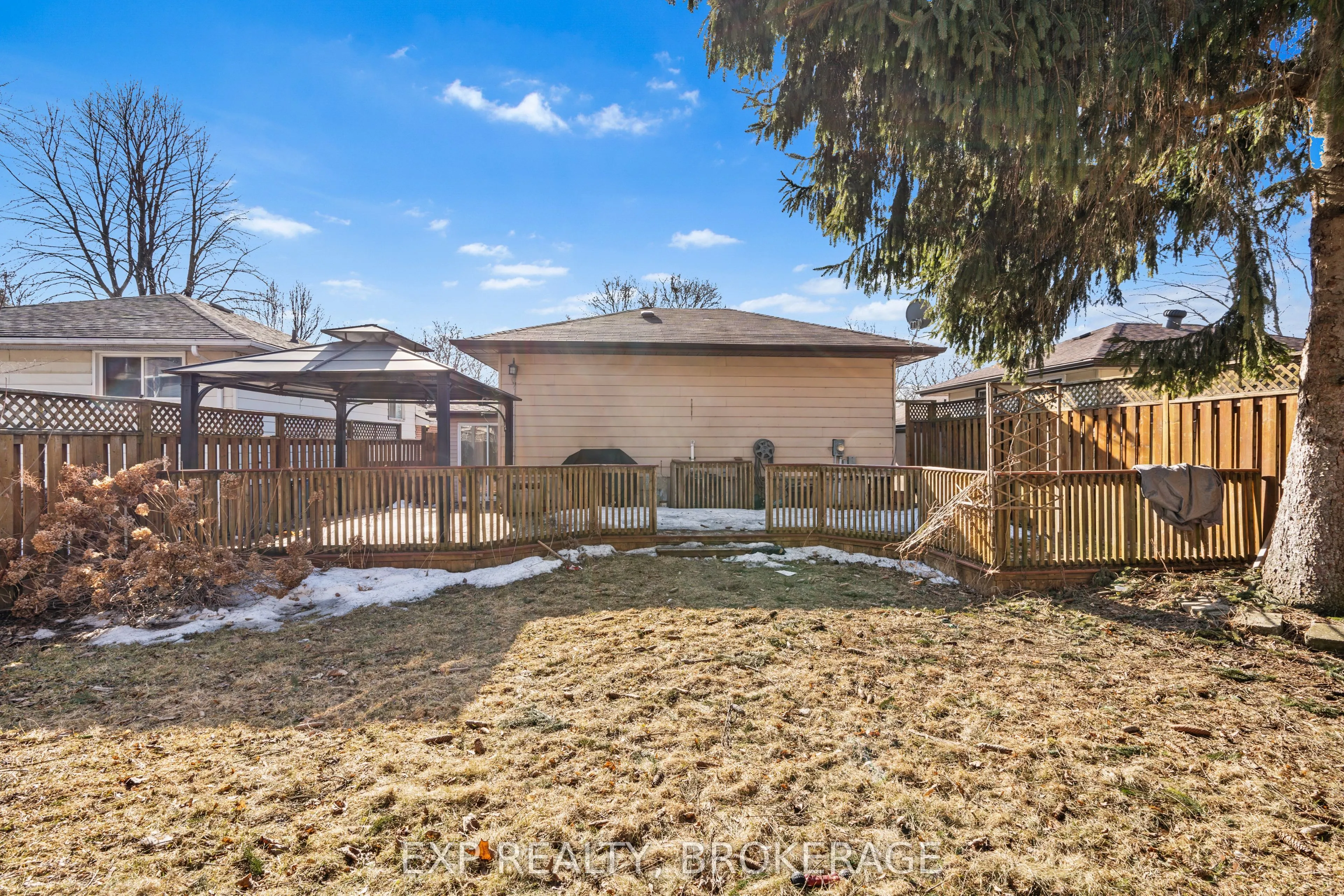 60 GUTHRIE Drive