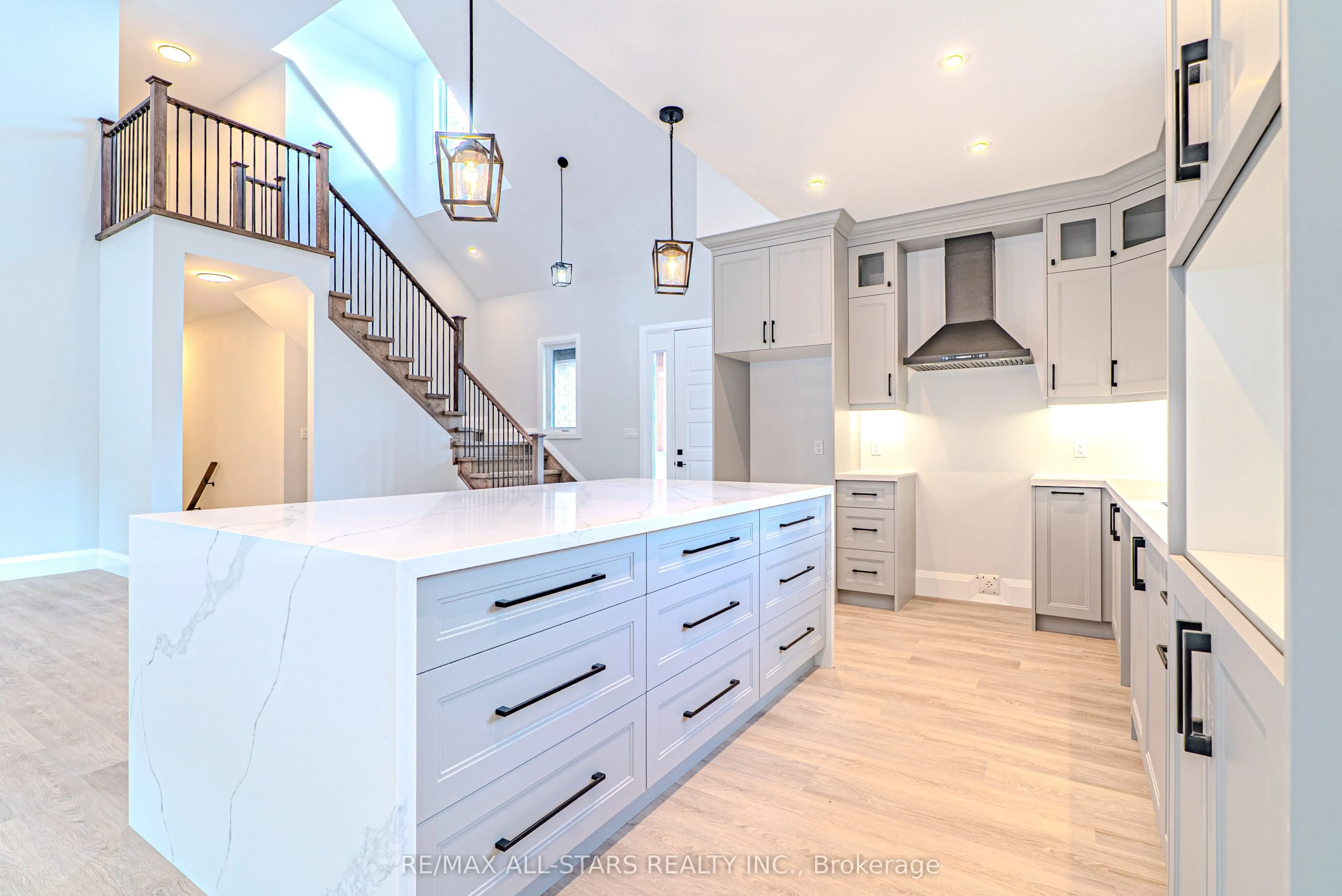 837 Cedar Glen Road