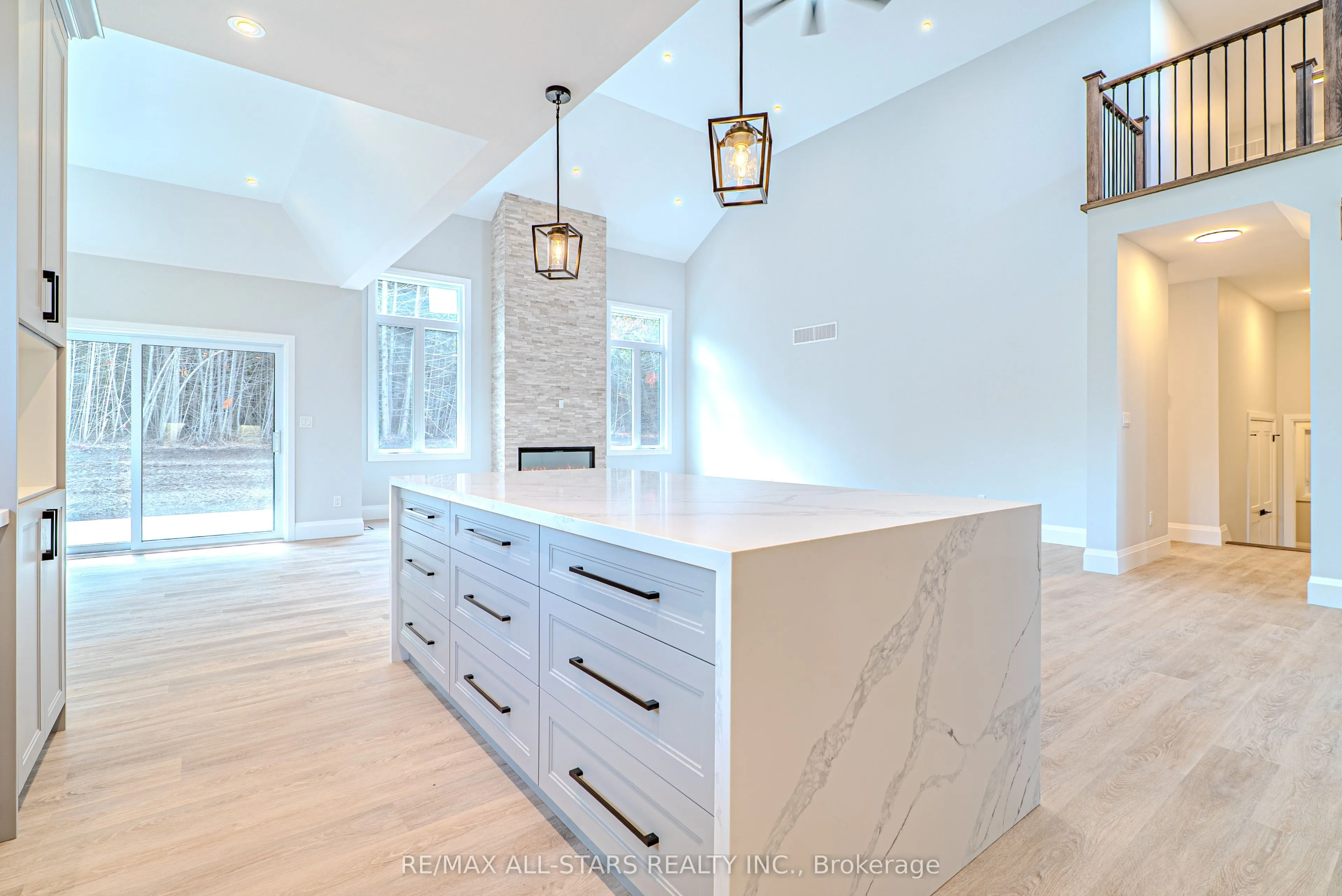 837 Cedar Glen Road