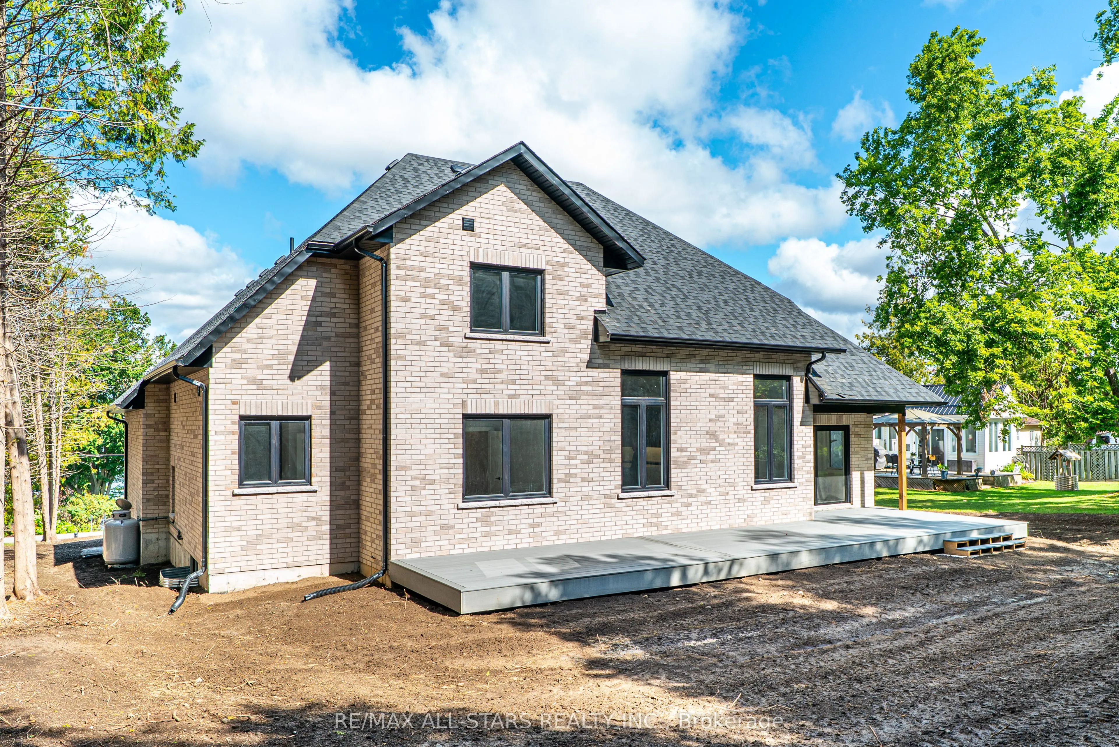 837 Cedar Glen Road