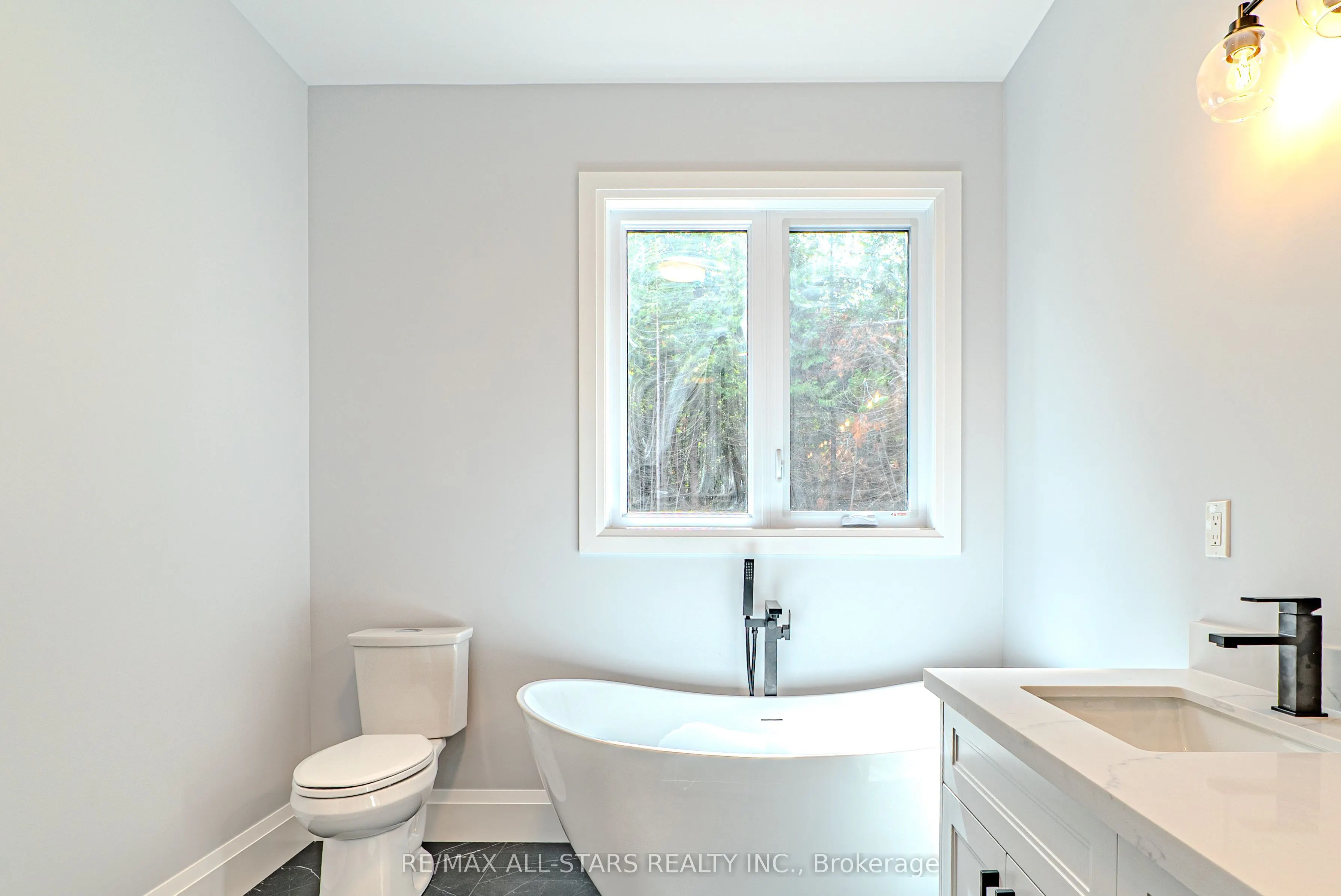 837 Cedar Glen Road