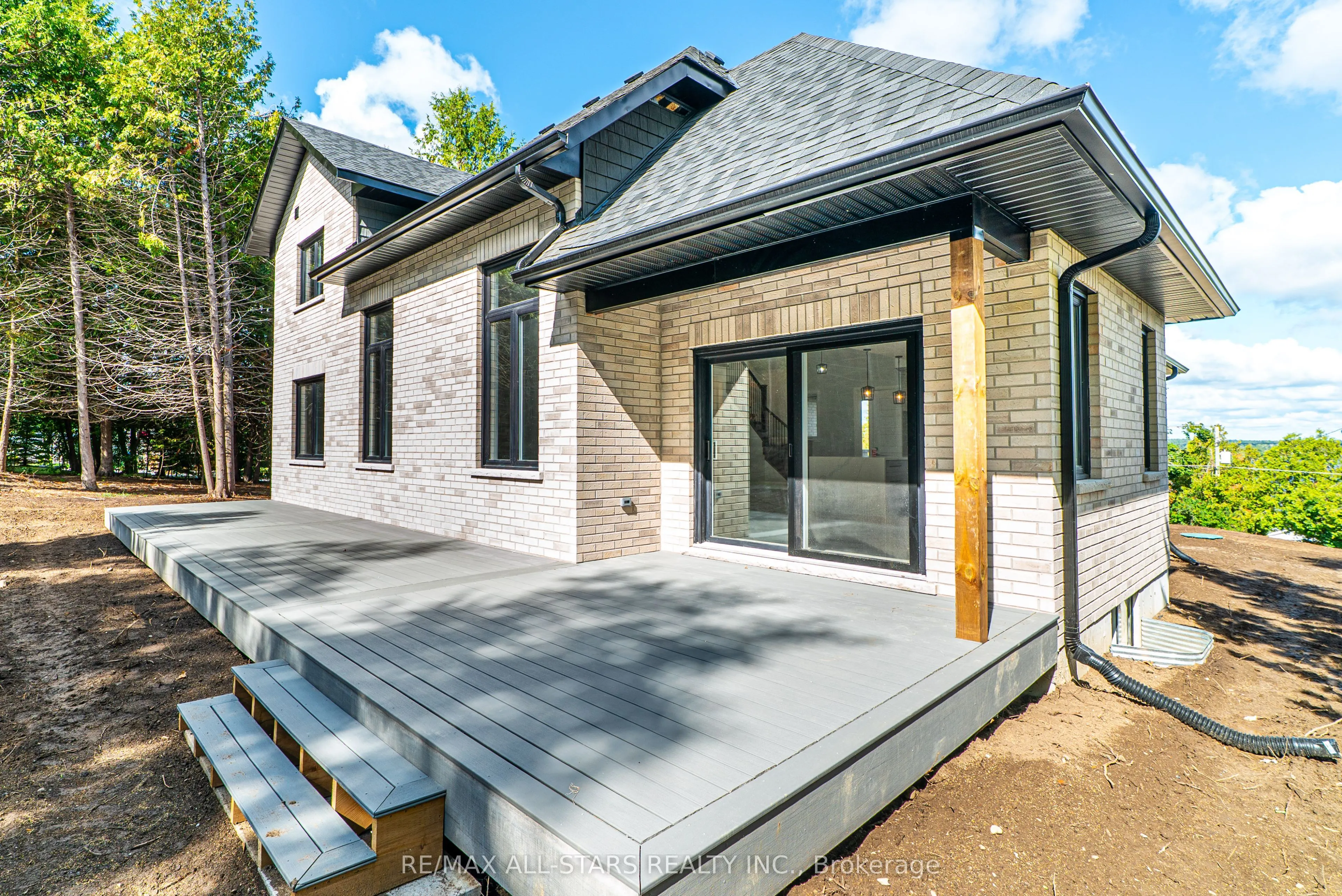 837 Cedar Glen Road